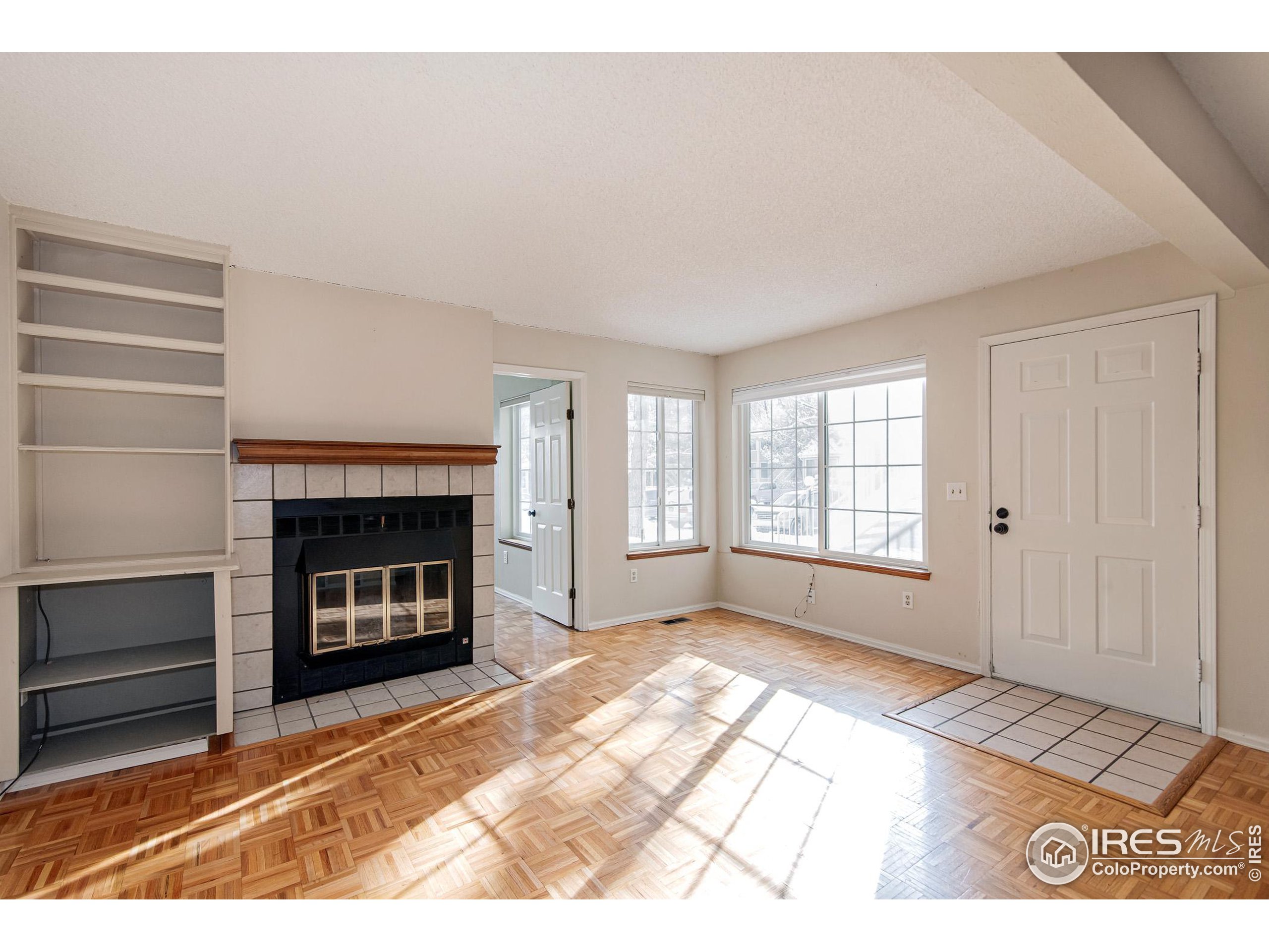 4717 Spine Rd Unit: D