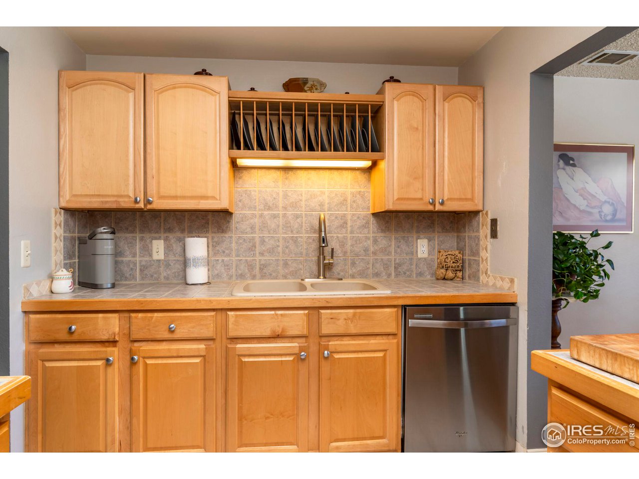 600 Manhattan Dr B9-9