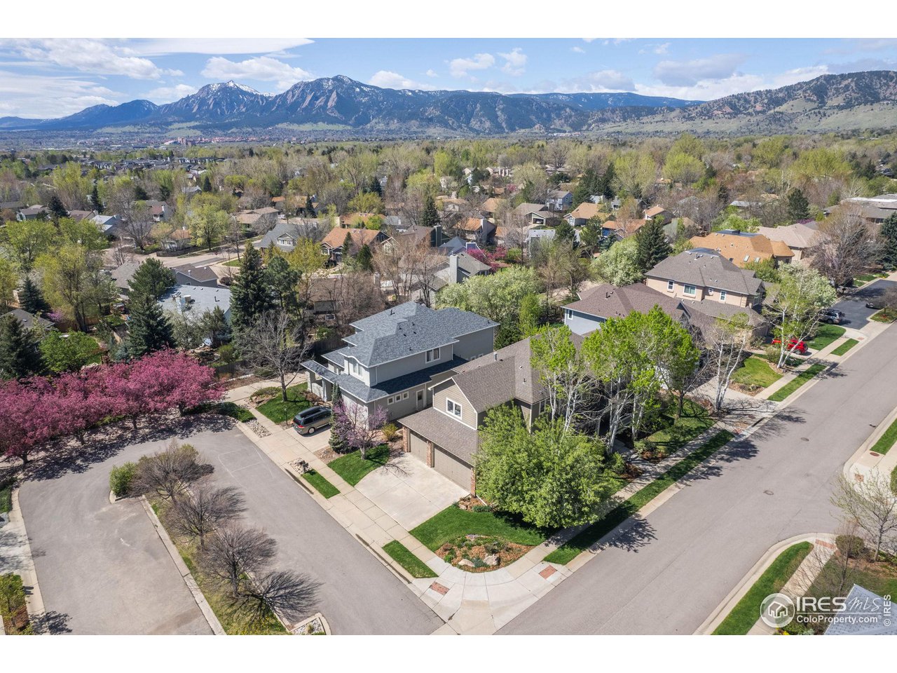 3440 Saint Vincent Pl