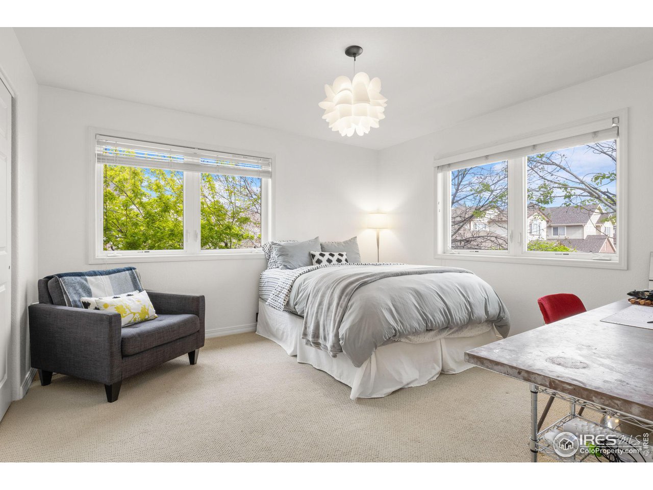 3440 Saint Vincent Pl