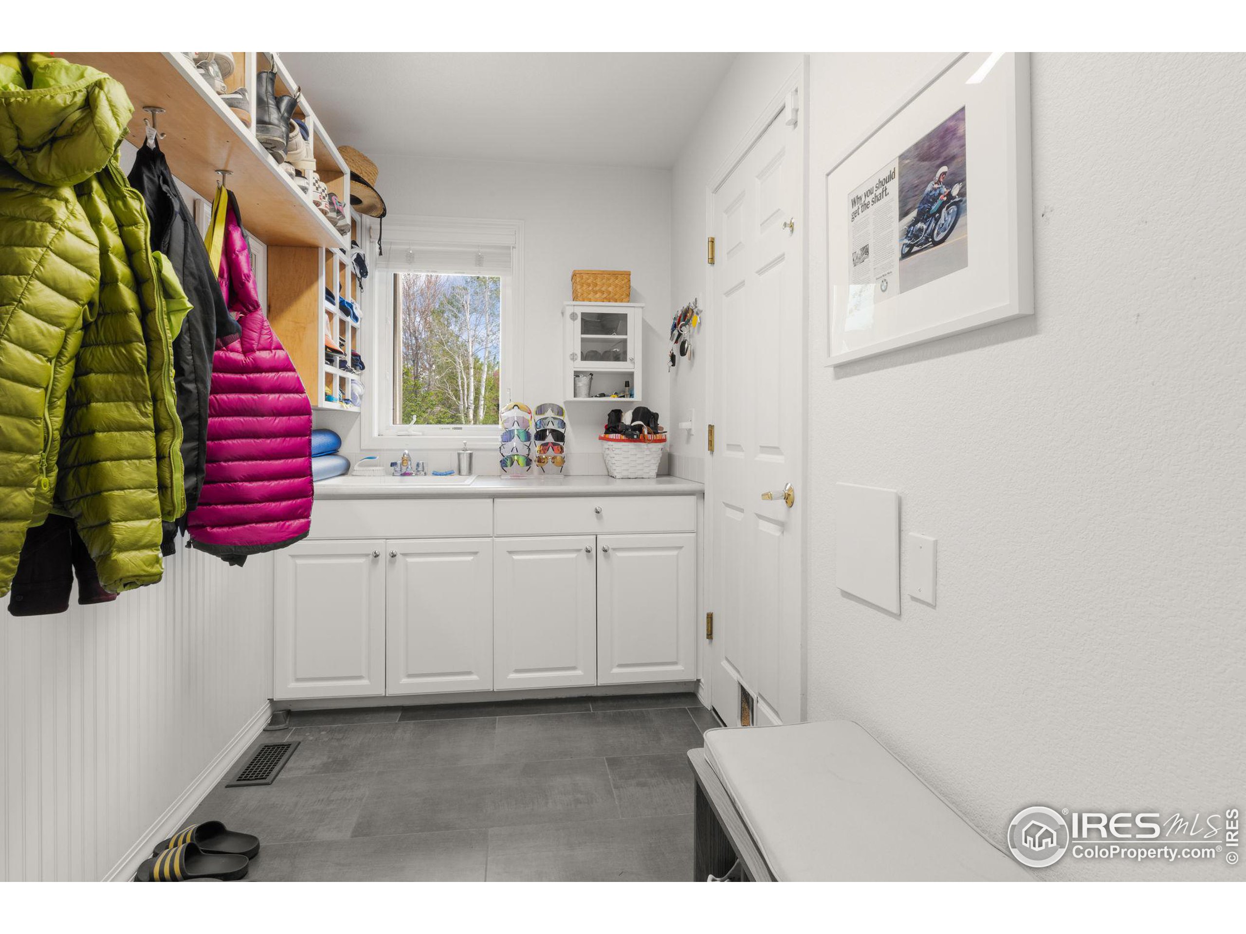 3440 Saint Vincent Pl