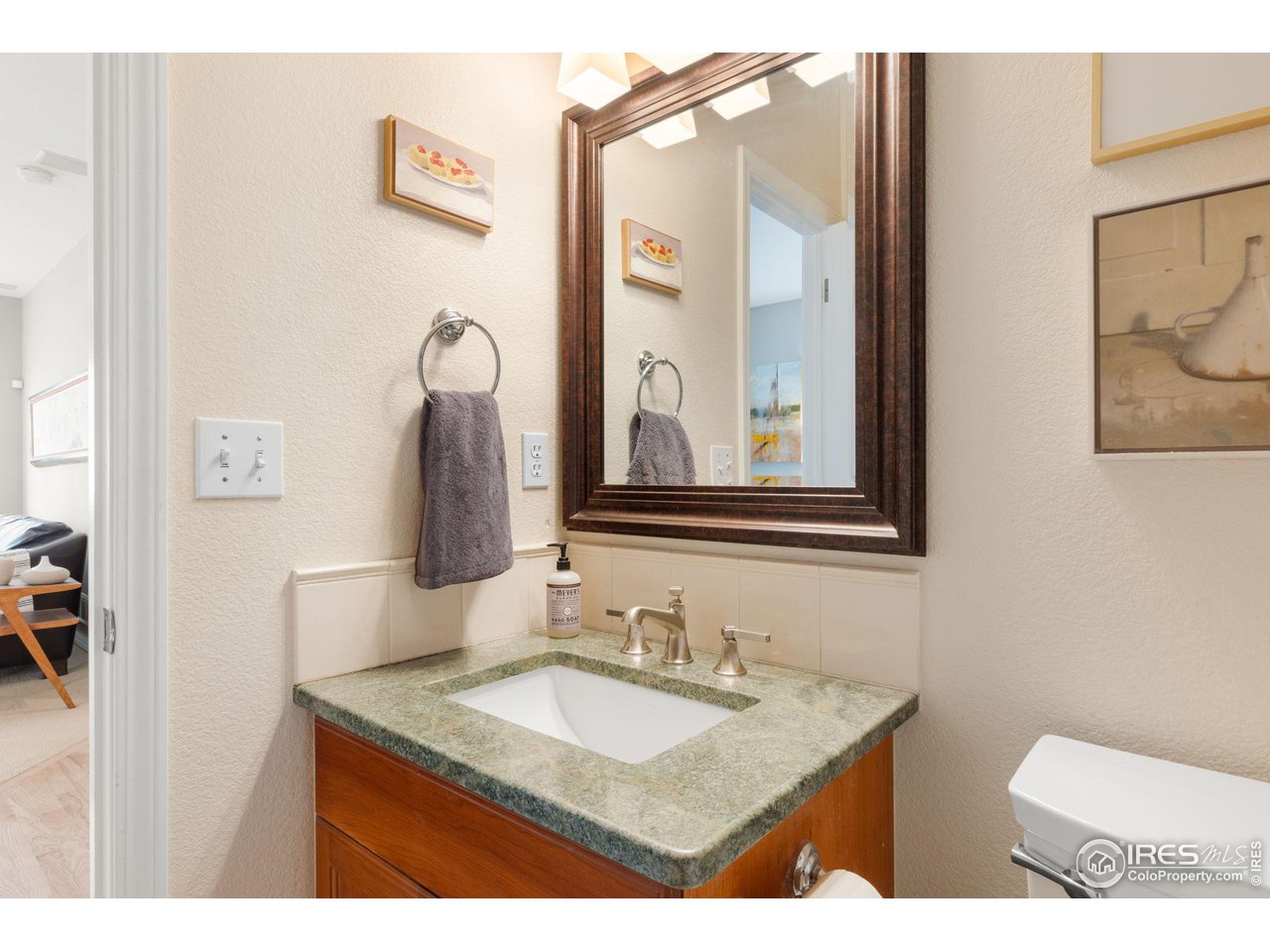 3440 Saint Vincent Pl