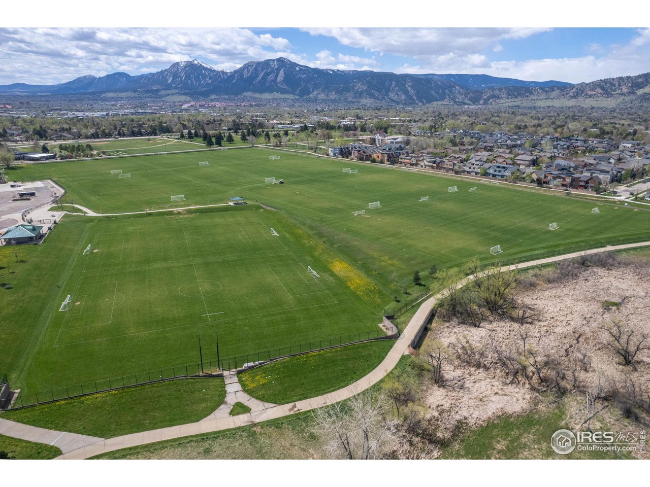 3440 Saint Vincent Pl