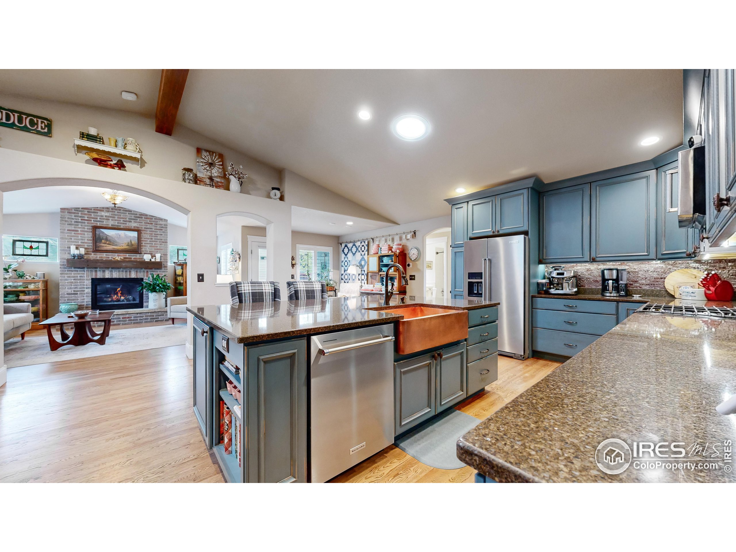 4091 Avenida del Sol Dr