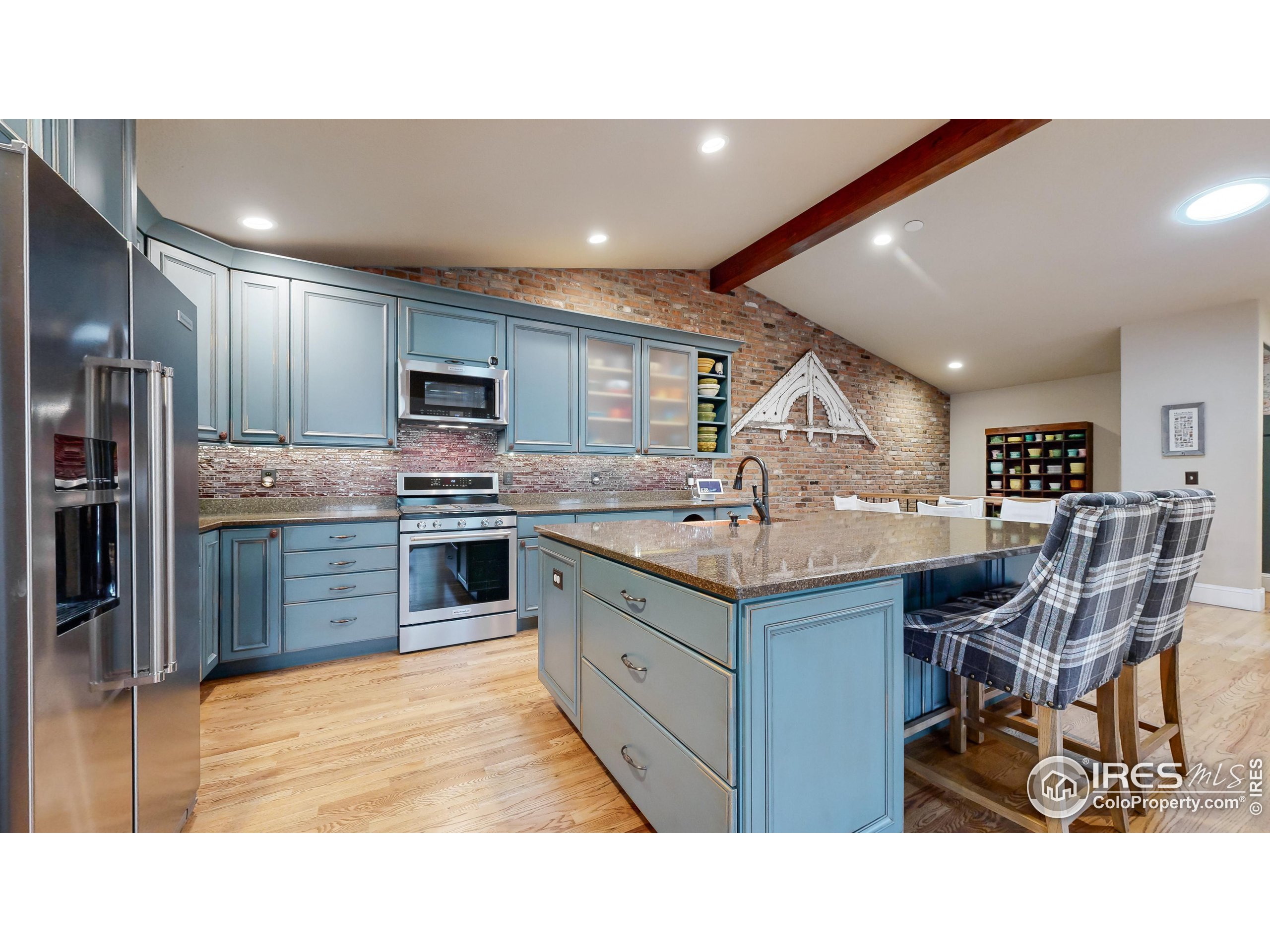 4091 Avenida del Sol Dr