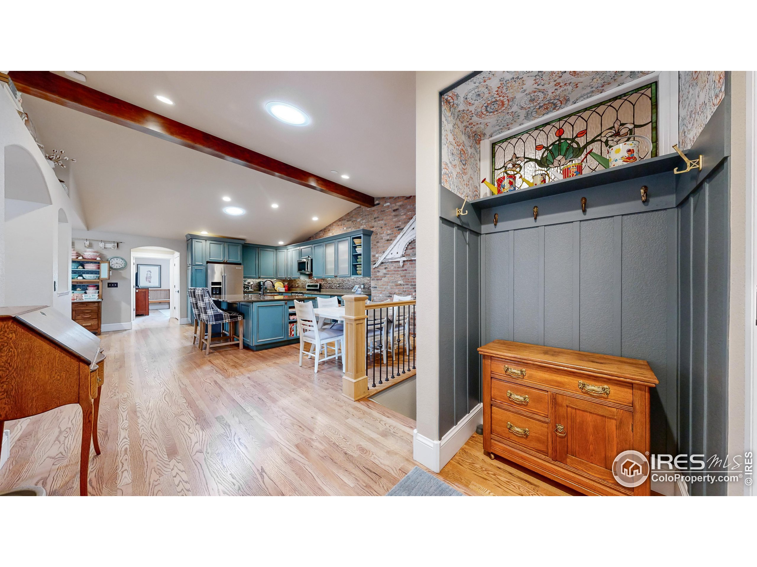 4091 Avenida del Sol Dr