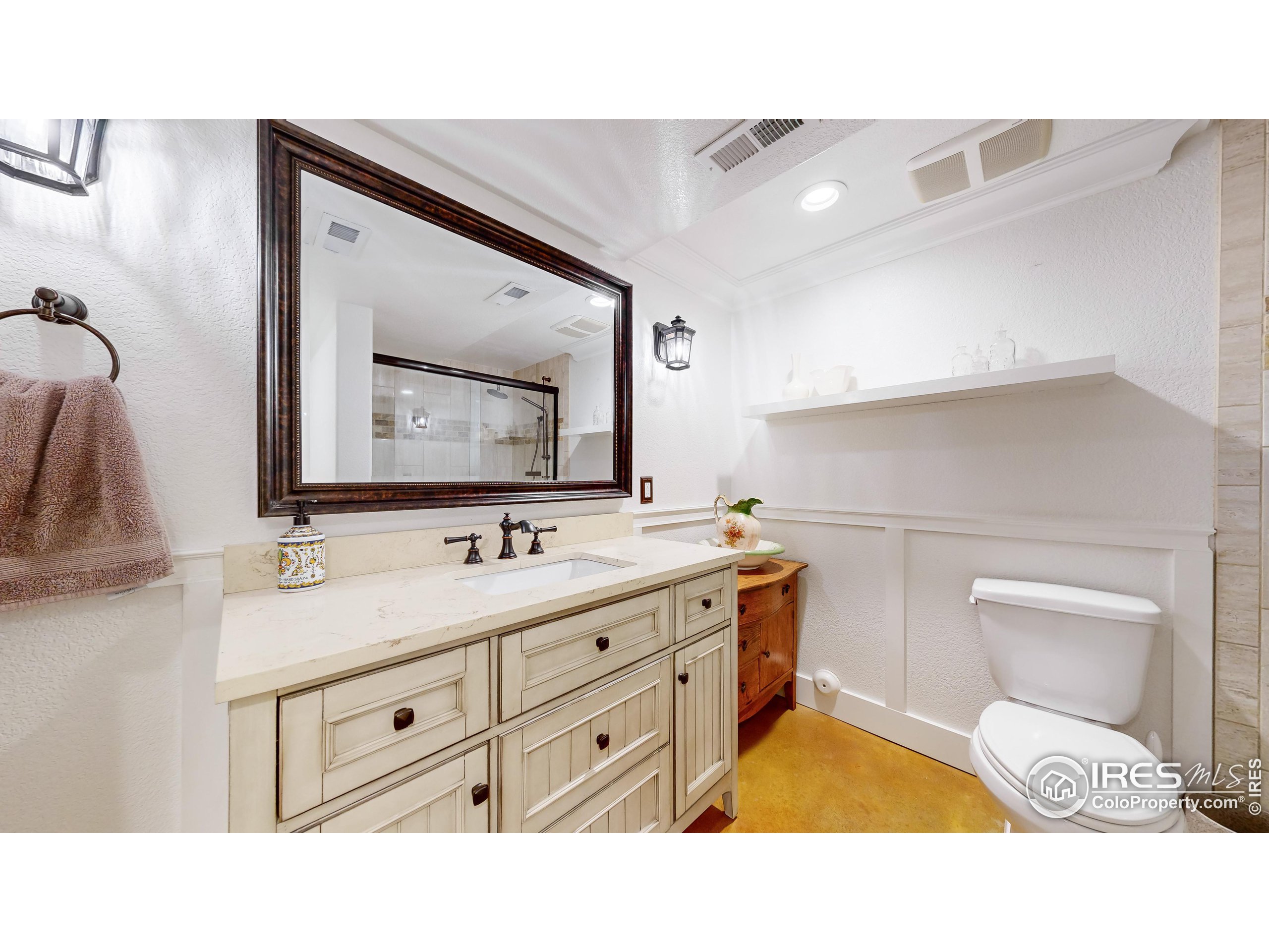 4091 Avenida del Sol Dr