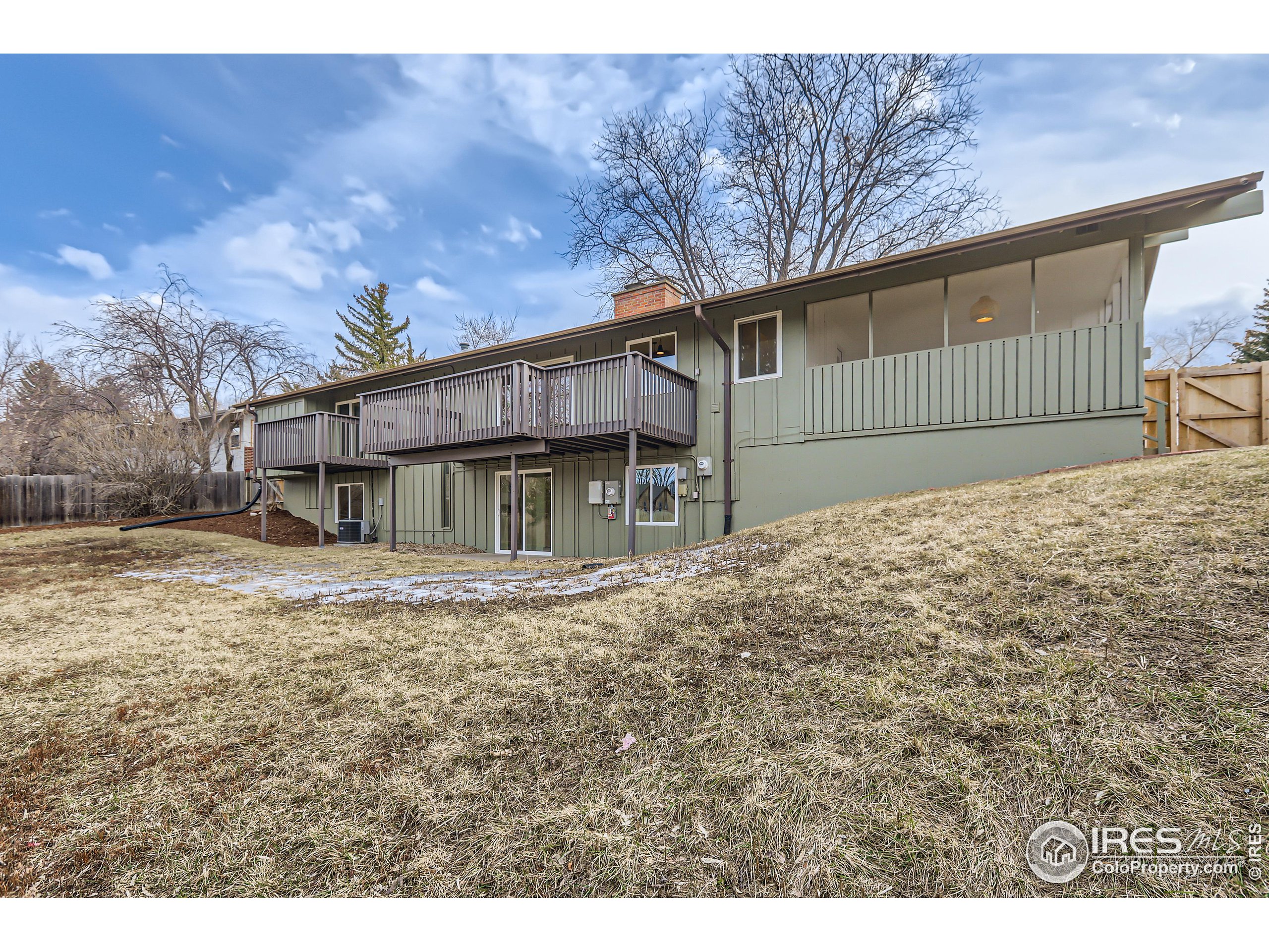 7215 Mount Sherman Rd