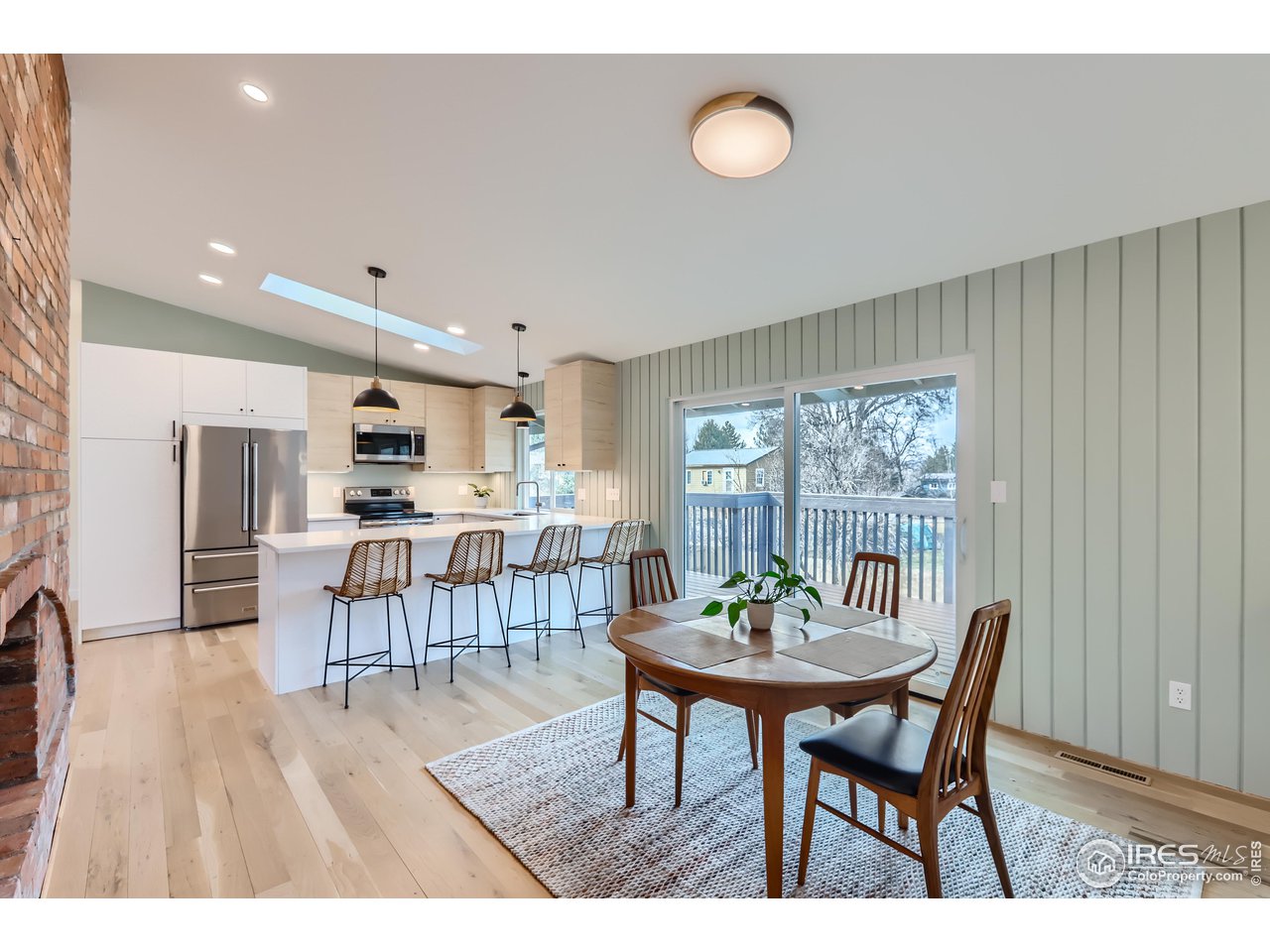 7215 Mount Sherman Rd