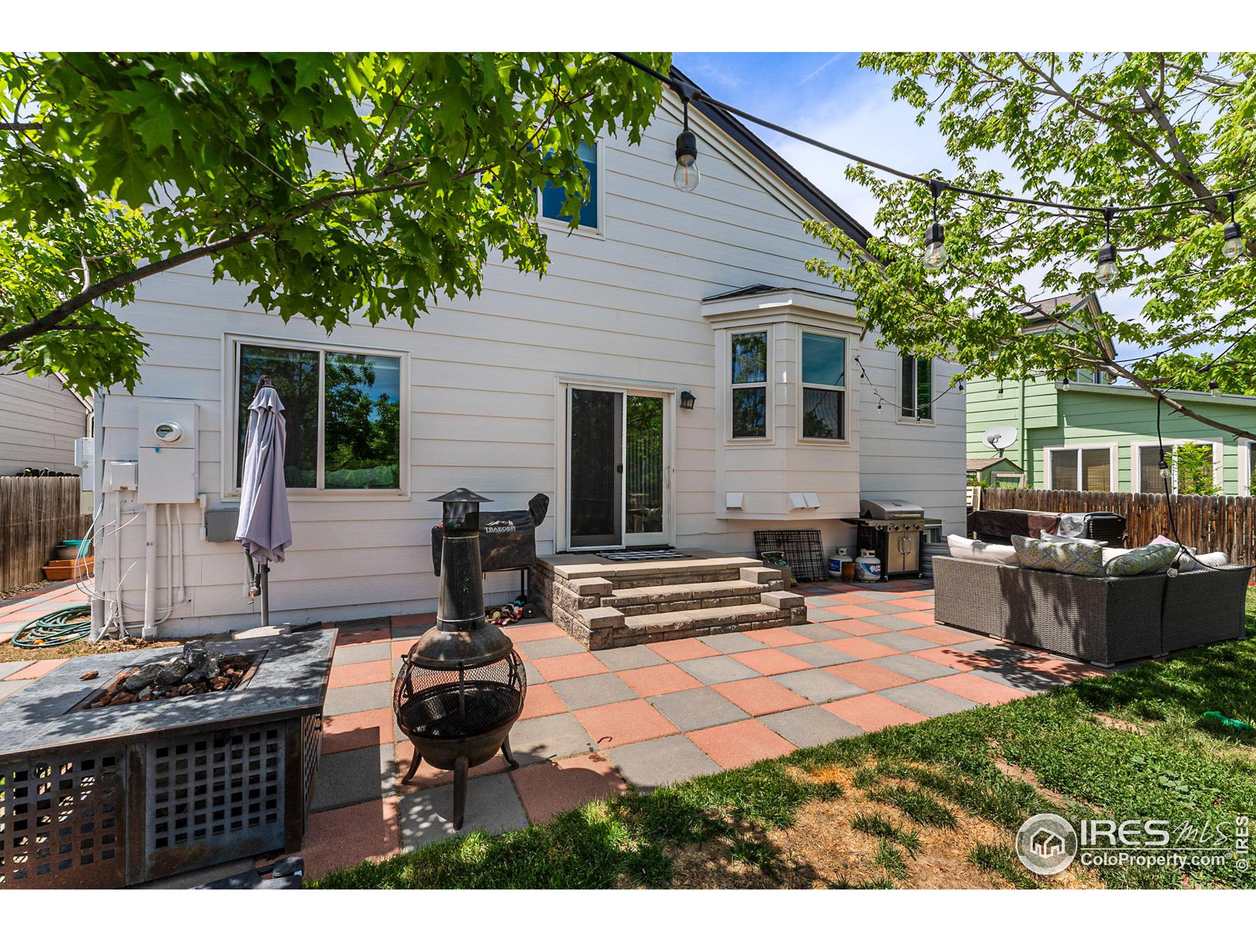 1561 Bain Dr