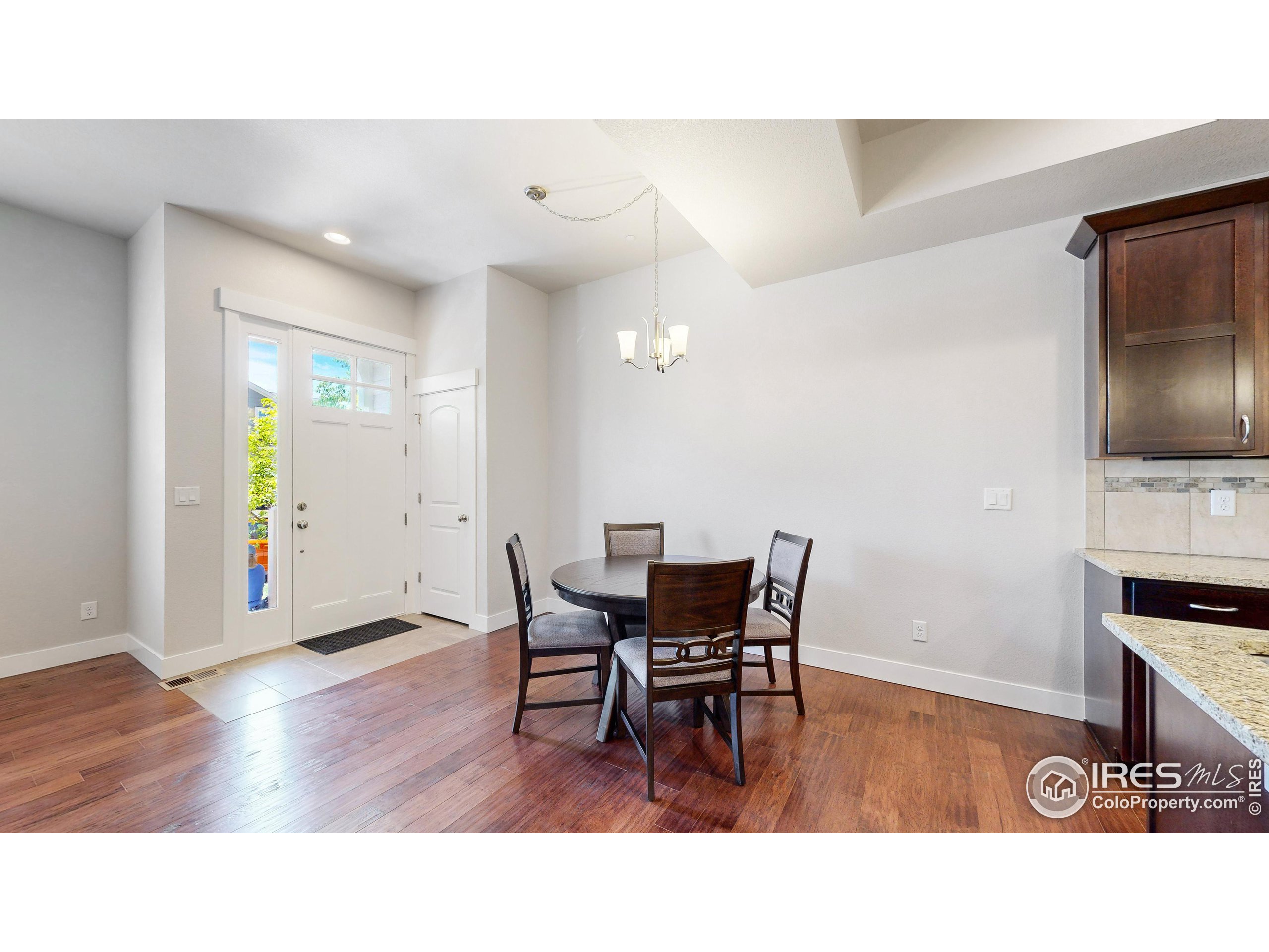 2708 Rockford Dr 103