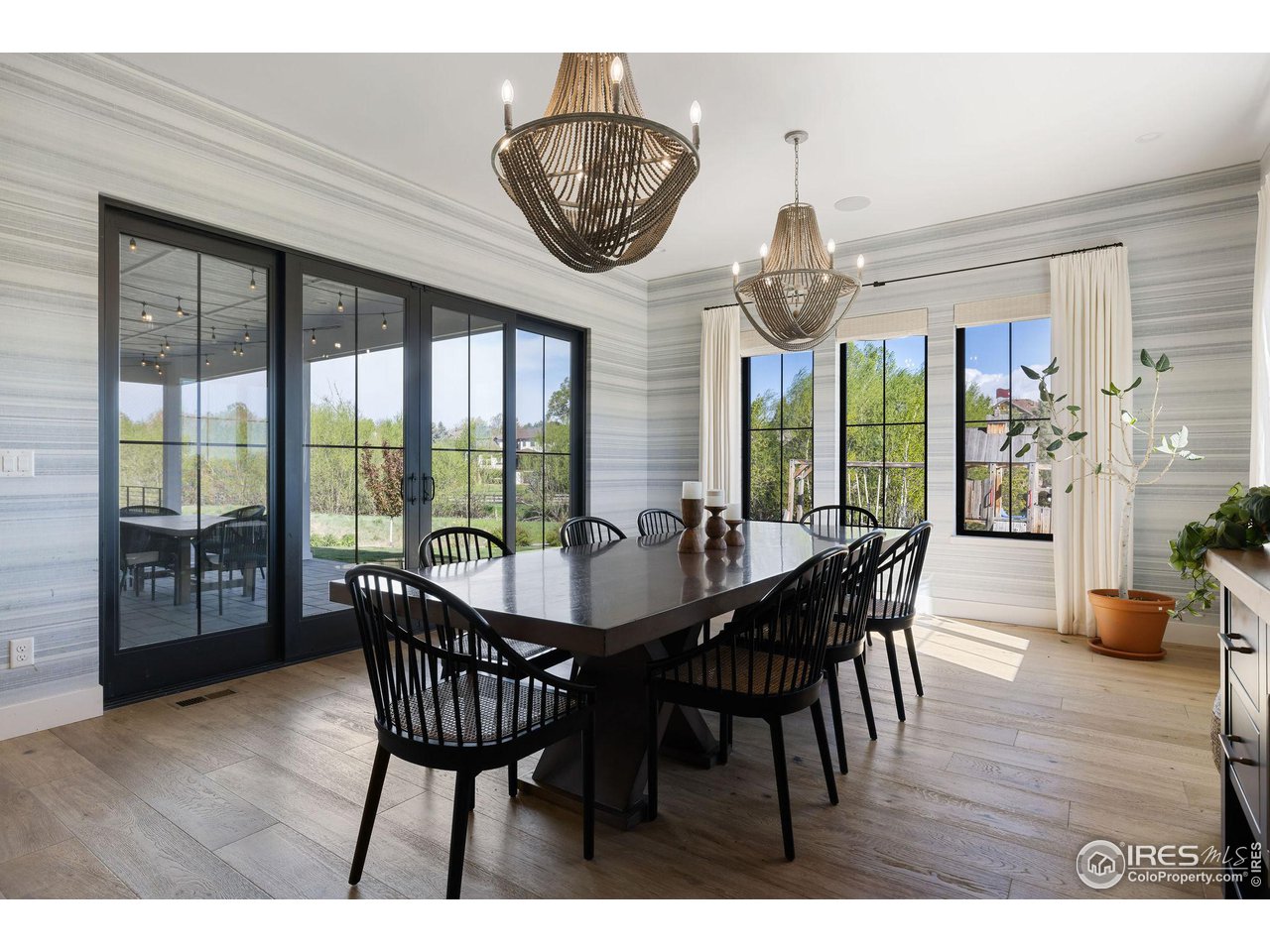 1515 Spring Creek Xing