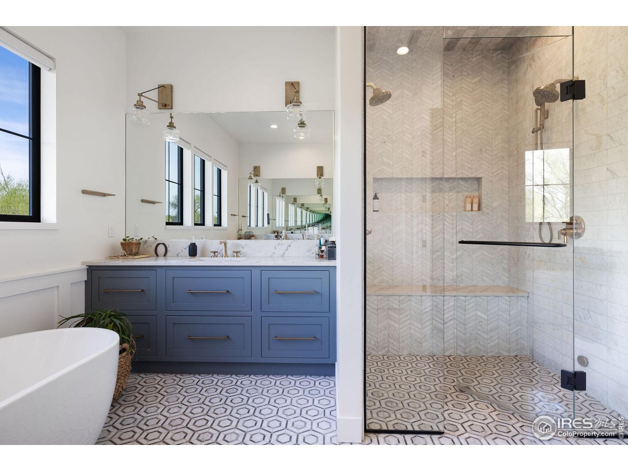 1515 Spring Creek Xing