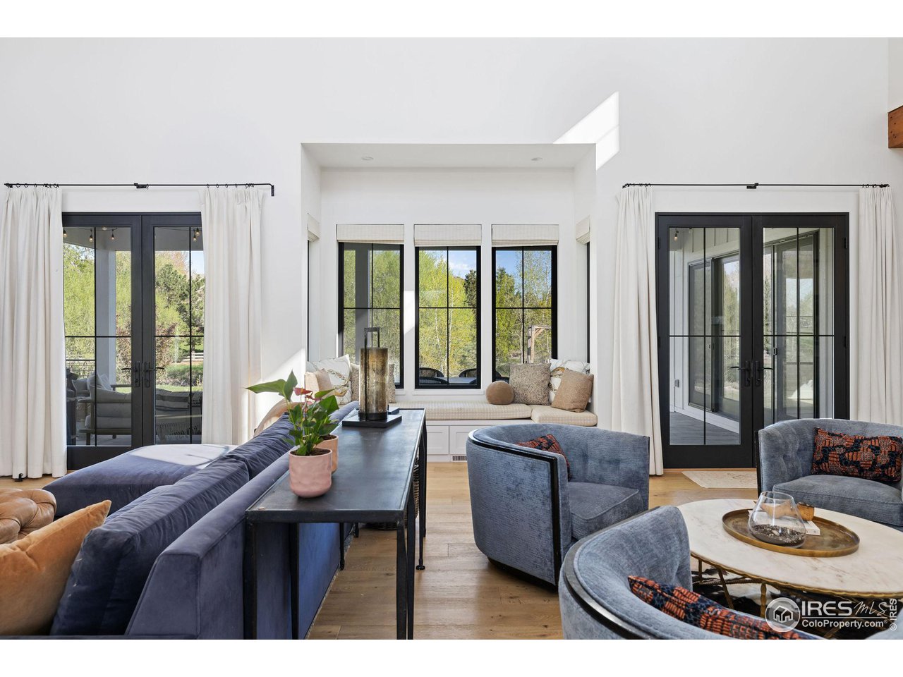 1515 Spring Creek Xing