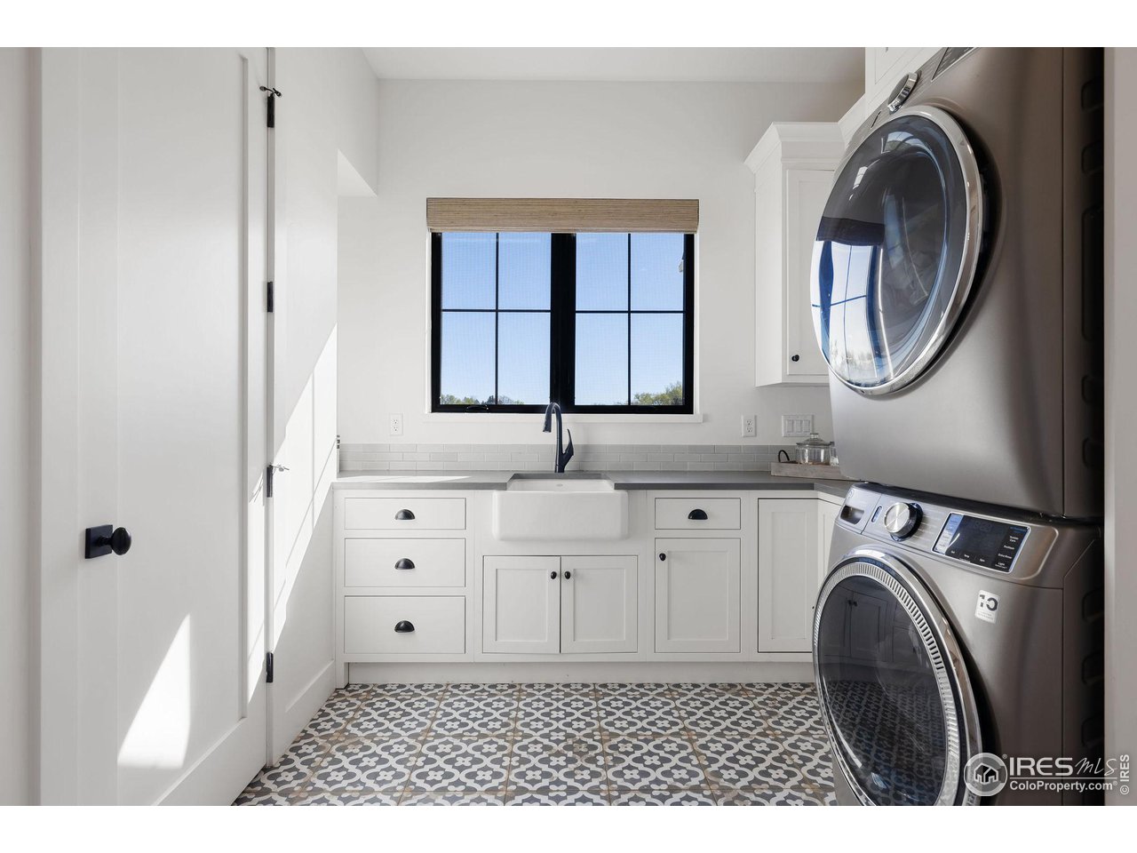 1515 Spring Creek Xing