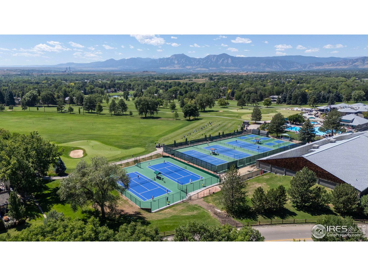 6976 Green Willow Ct