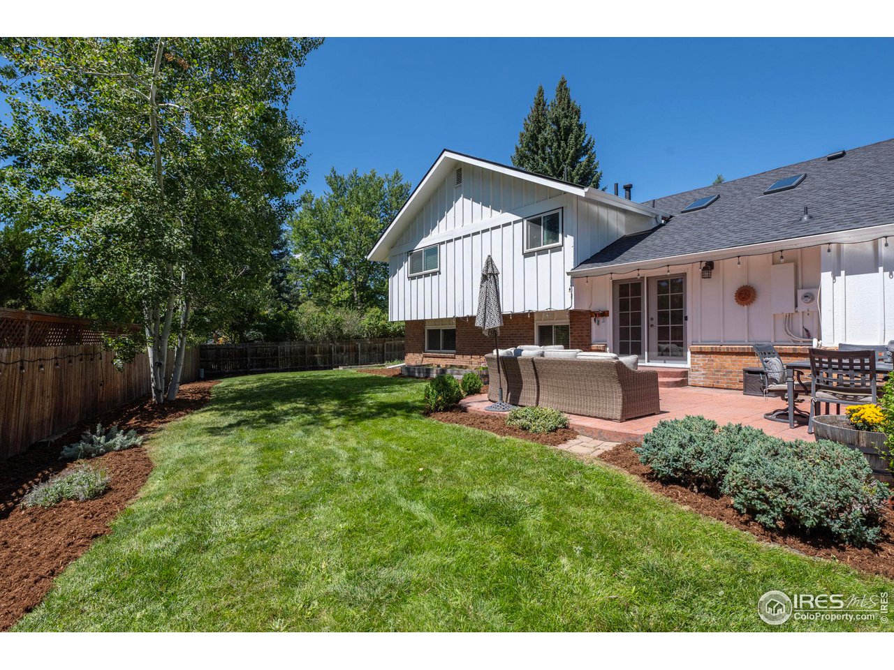 6976 Green Willow Ct