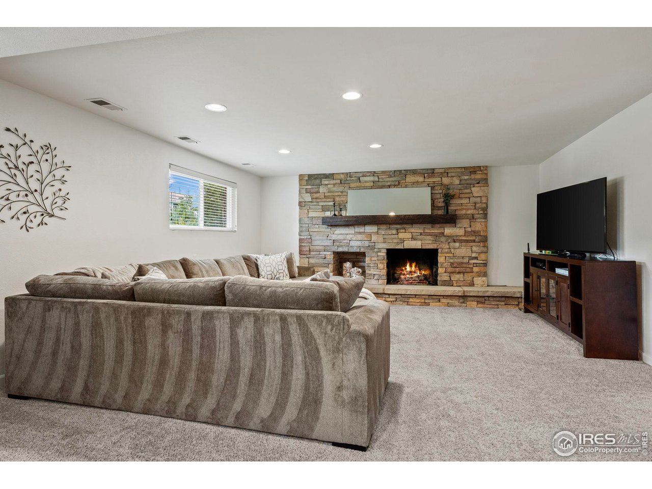 6976 Green Willow Ct