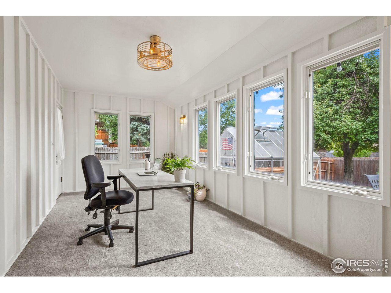 6976 Green Willow Ct