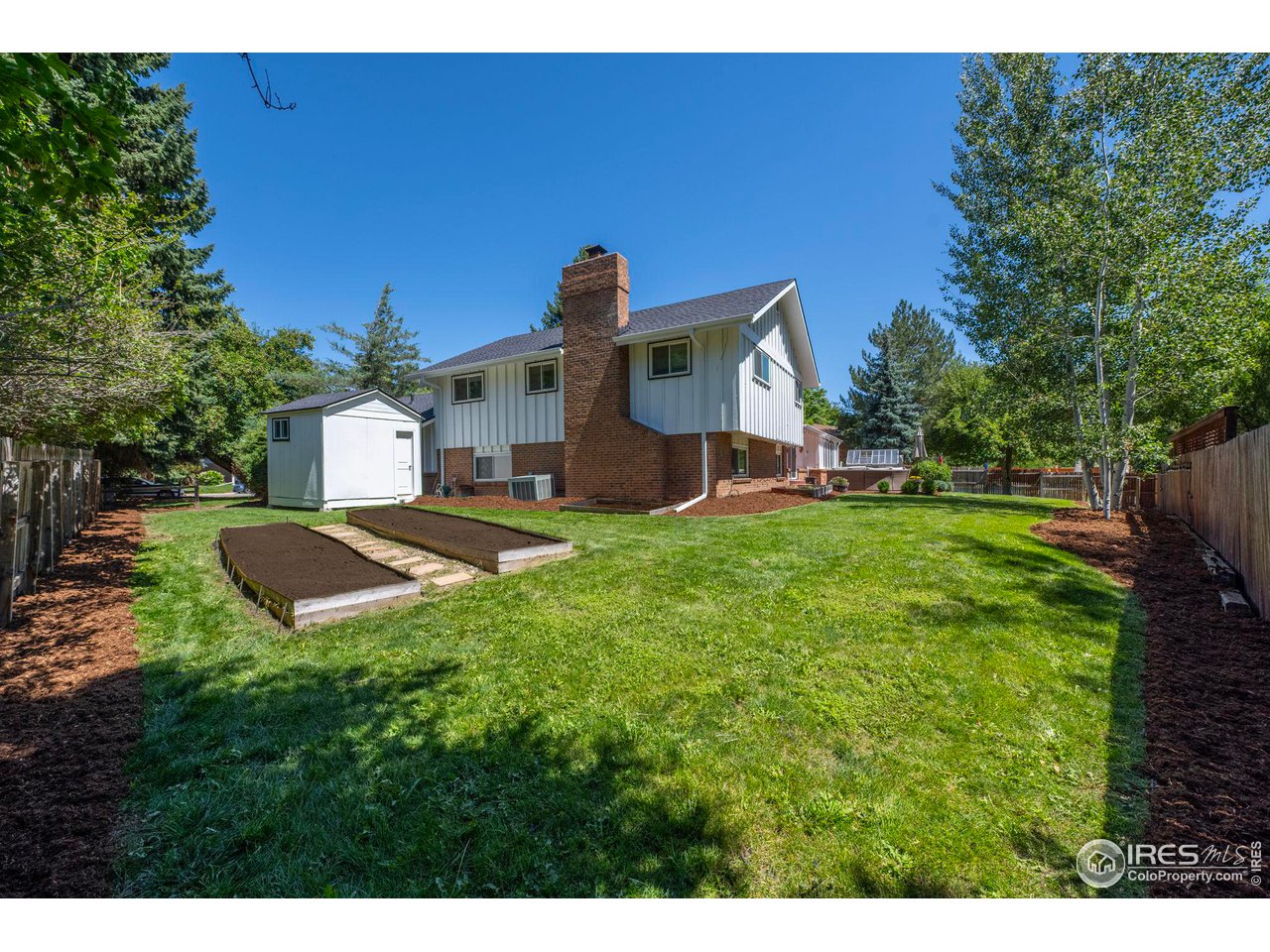 6976 Green Willow Ct