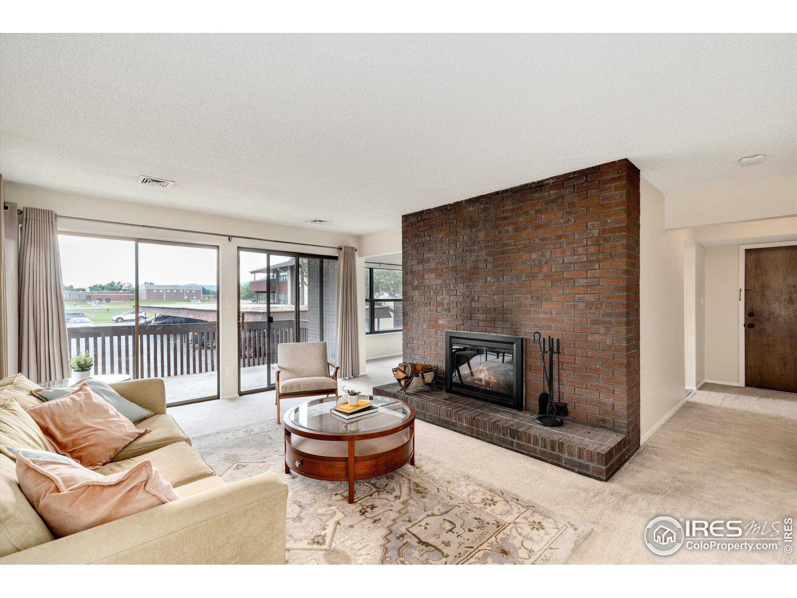 500 Manhattan Dr D9
