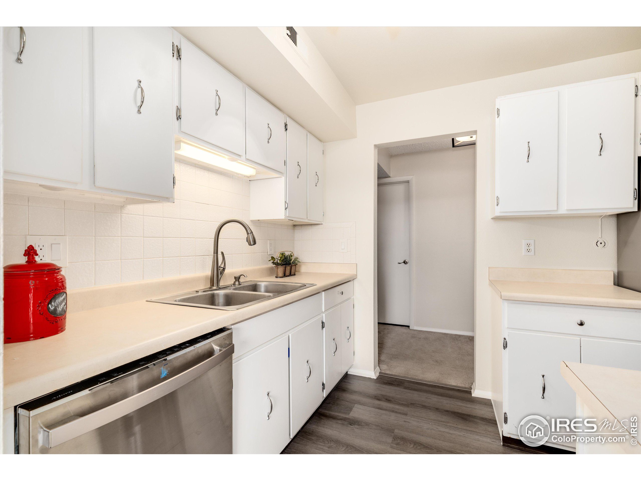 500 Manhattan Dr D9
