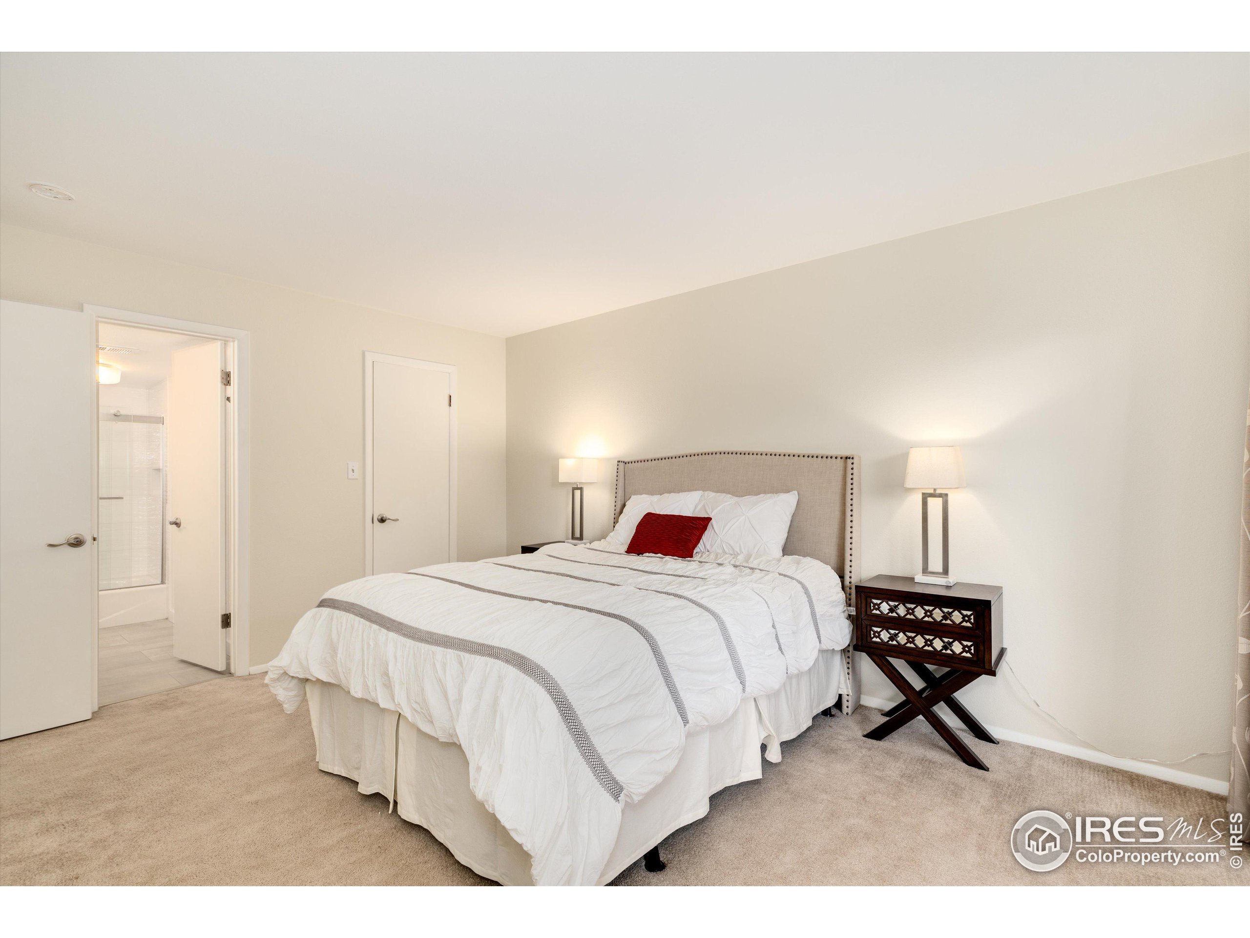 500 Manhattan Dr D9