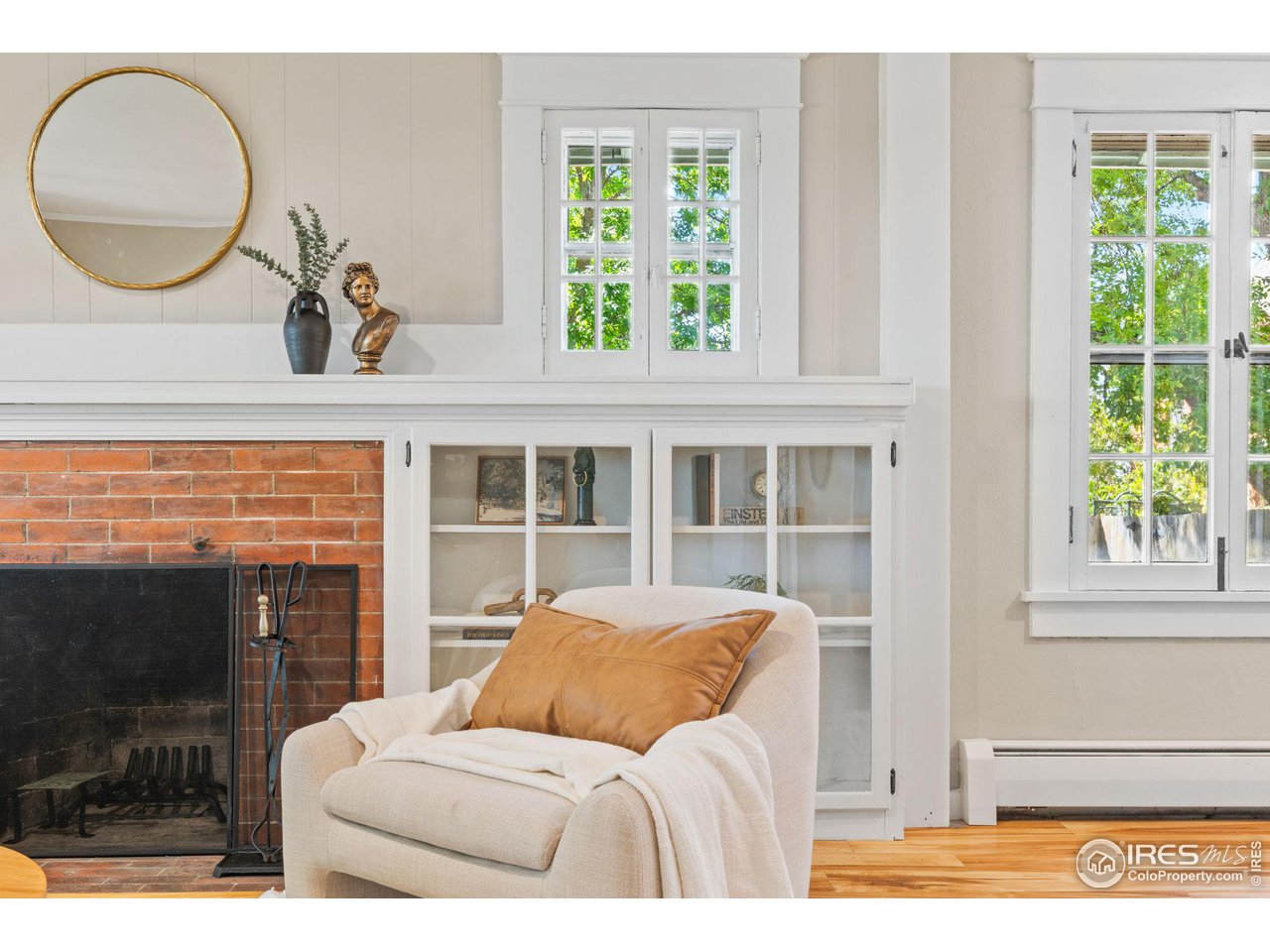 7823 E County Line Rd