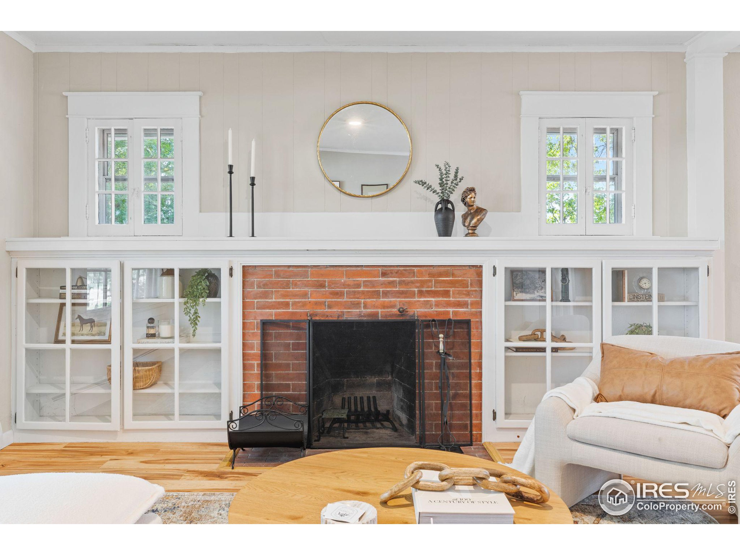 7823 E County Line Rd