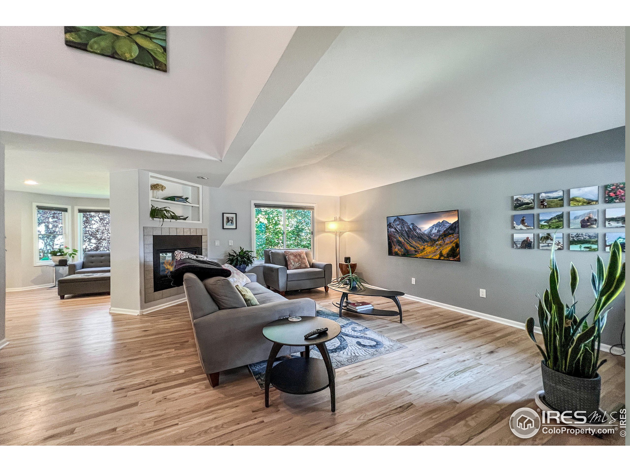 2233 Barn Swallow Dr