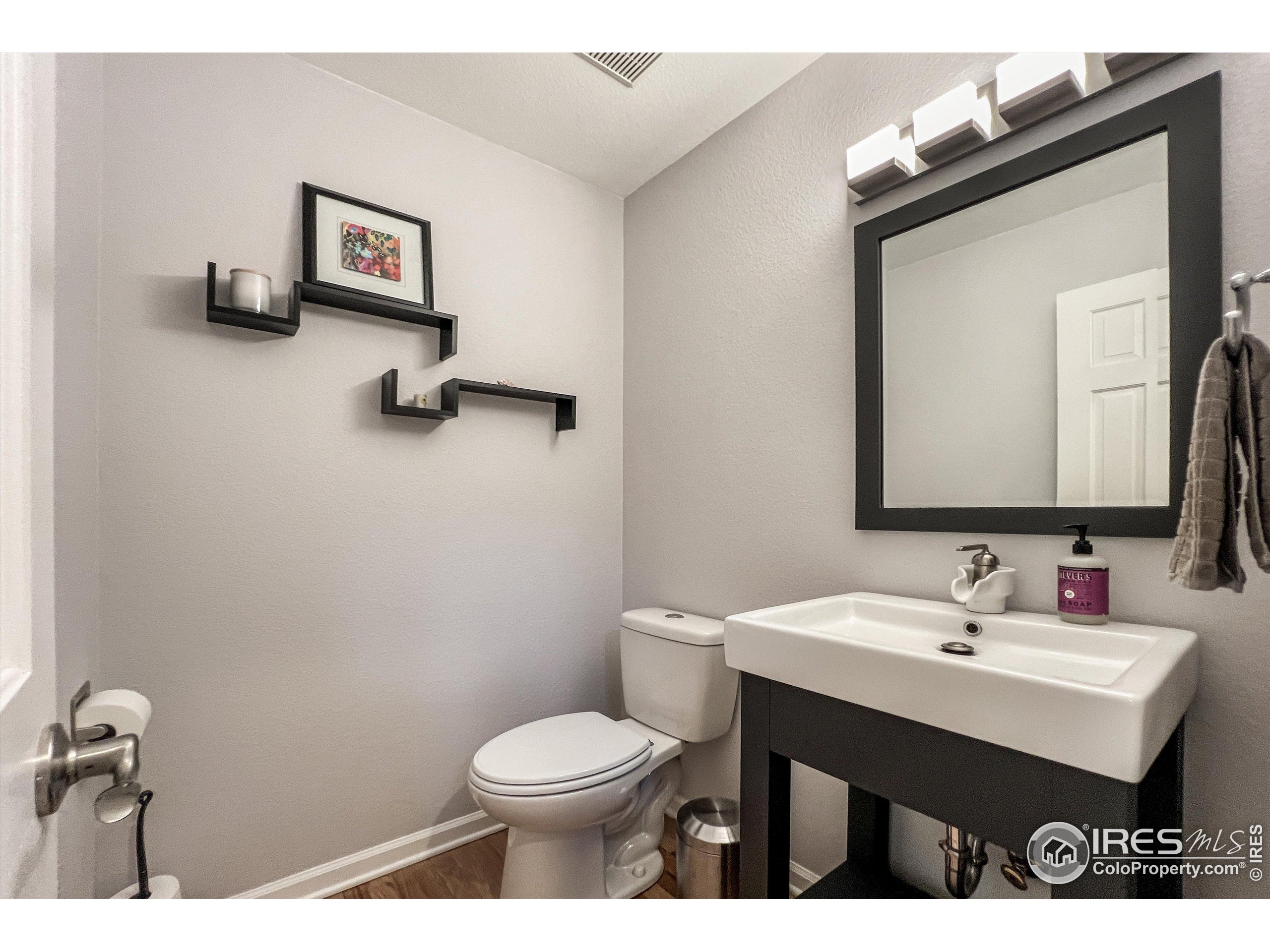 2233 Barn Swallow Dr