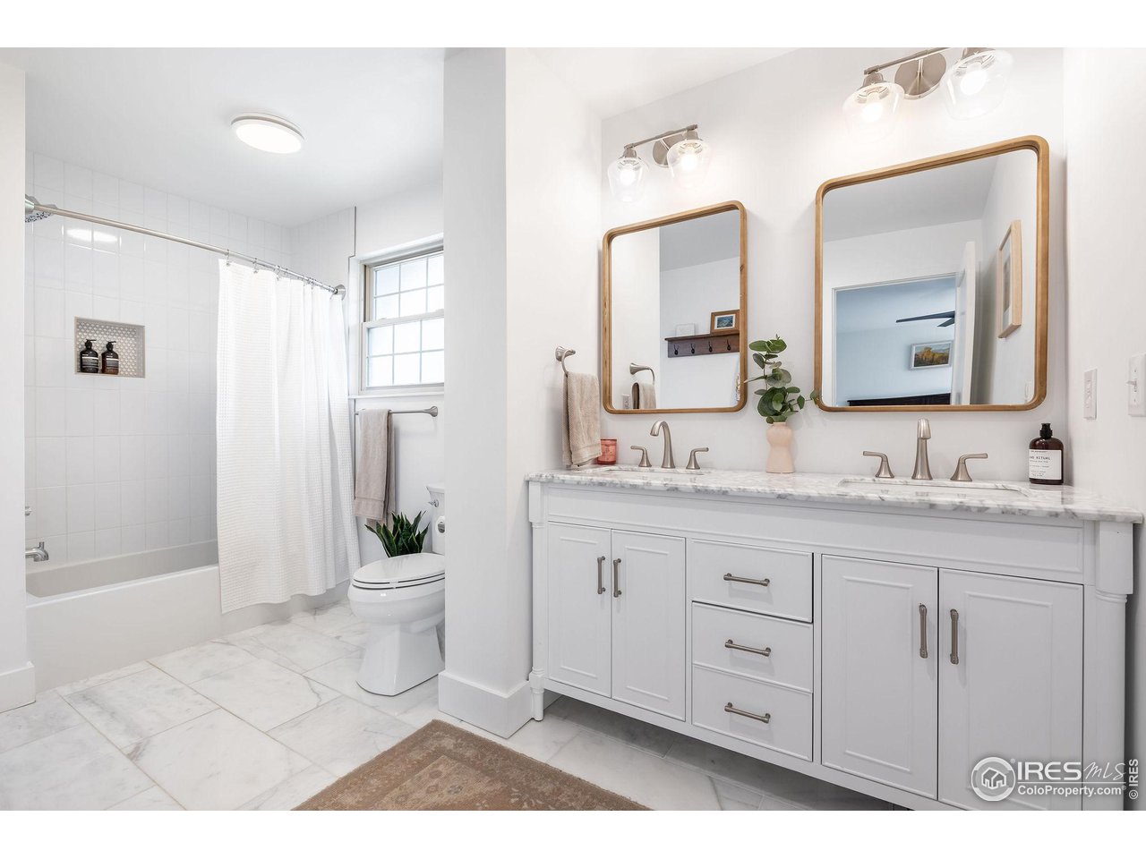 3850 Paseo del Prado 35