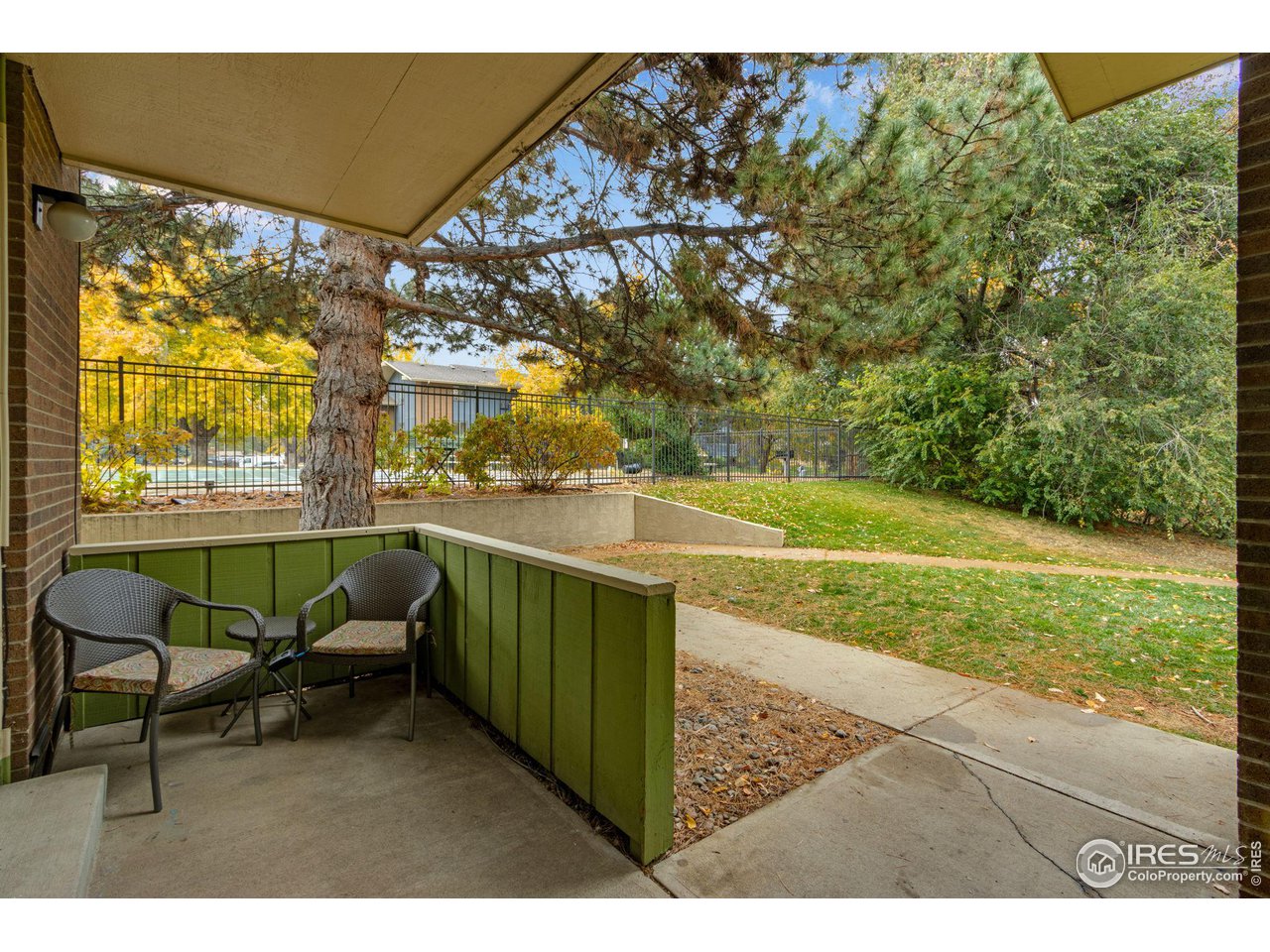 2800 Kalmia Ave B202