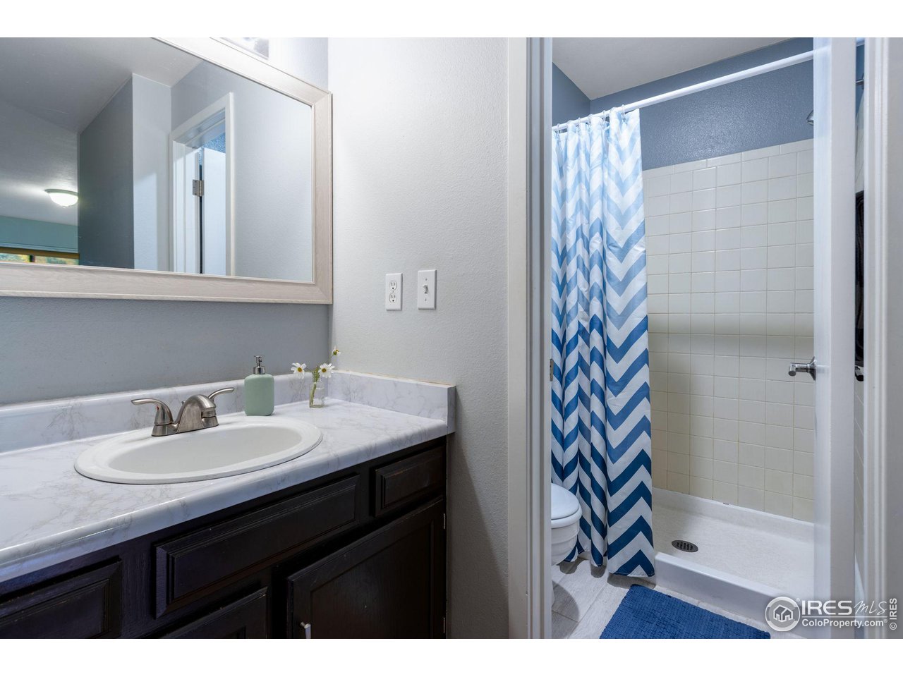 2800 Kalmia Ave B202