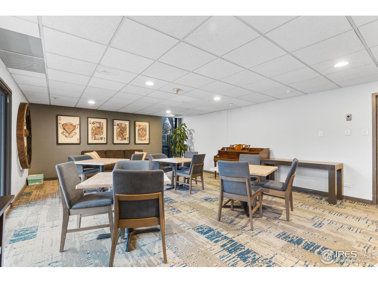 480 S Marion Pkwy 805