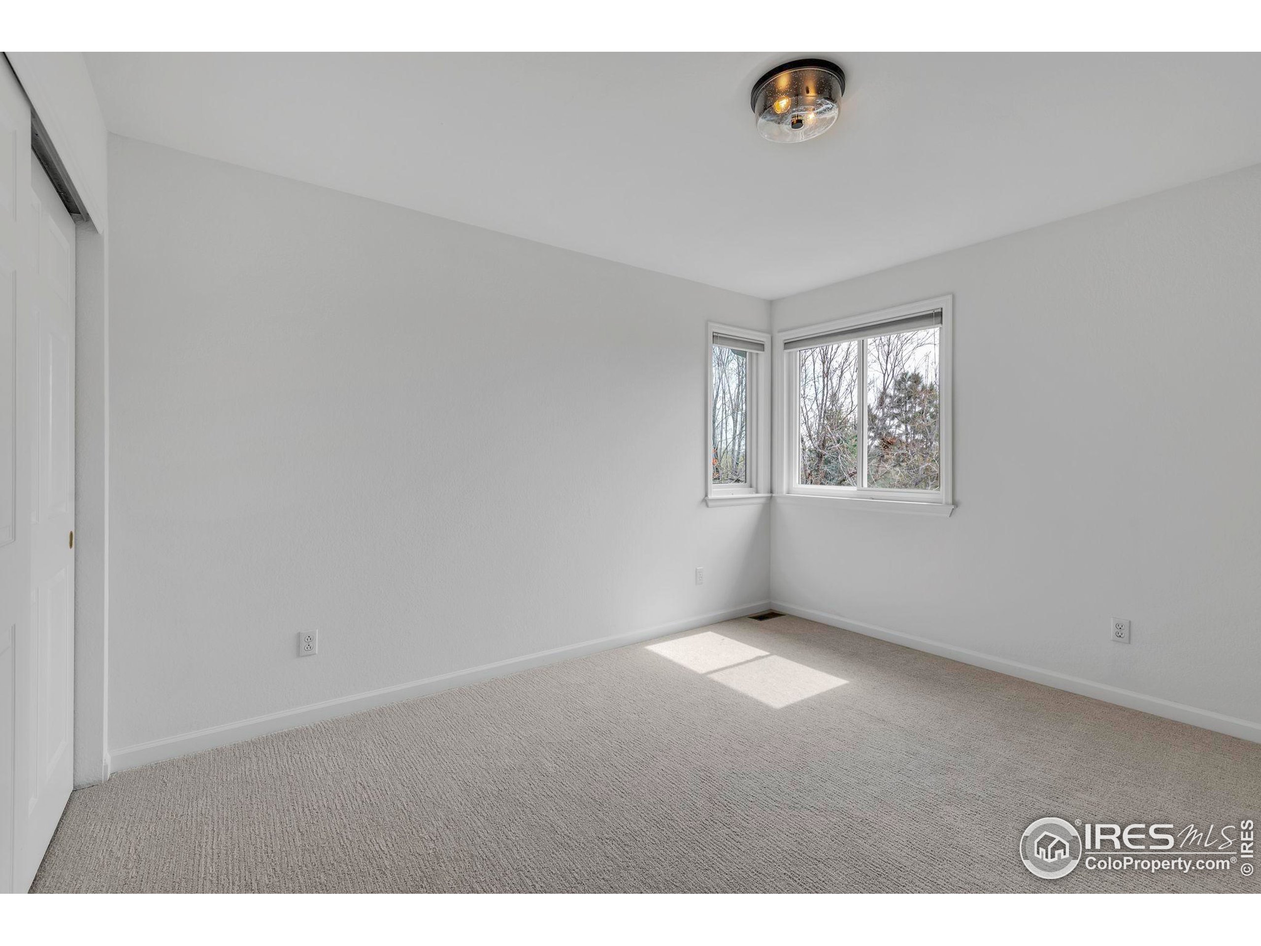 1456 Zinnia Cir