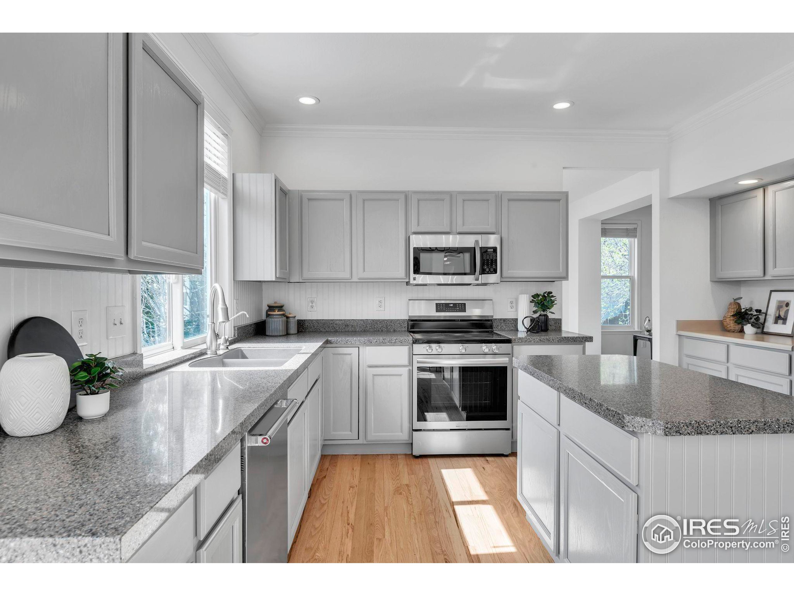1456 Zinnia Cir
