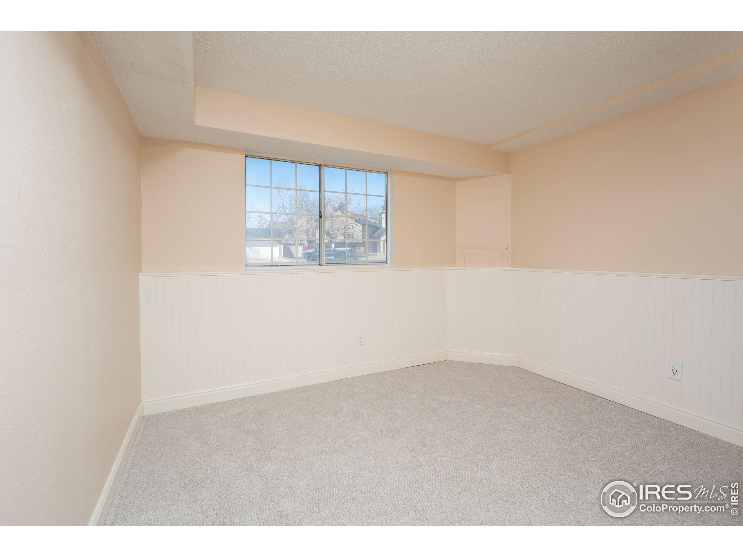 373 Fir Ln