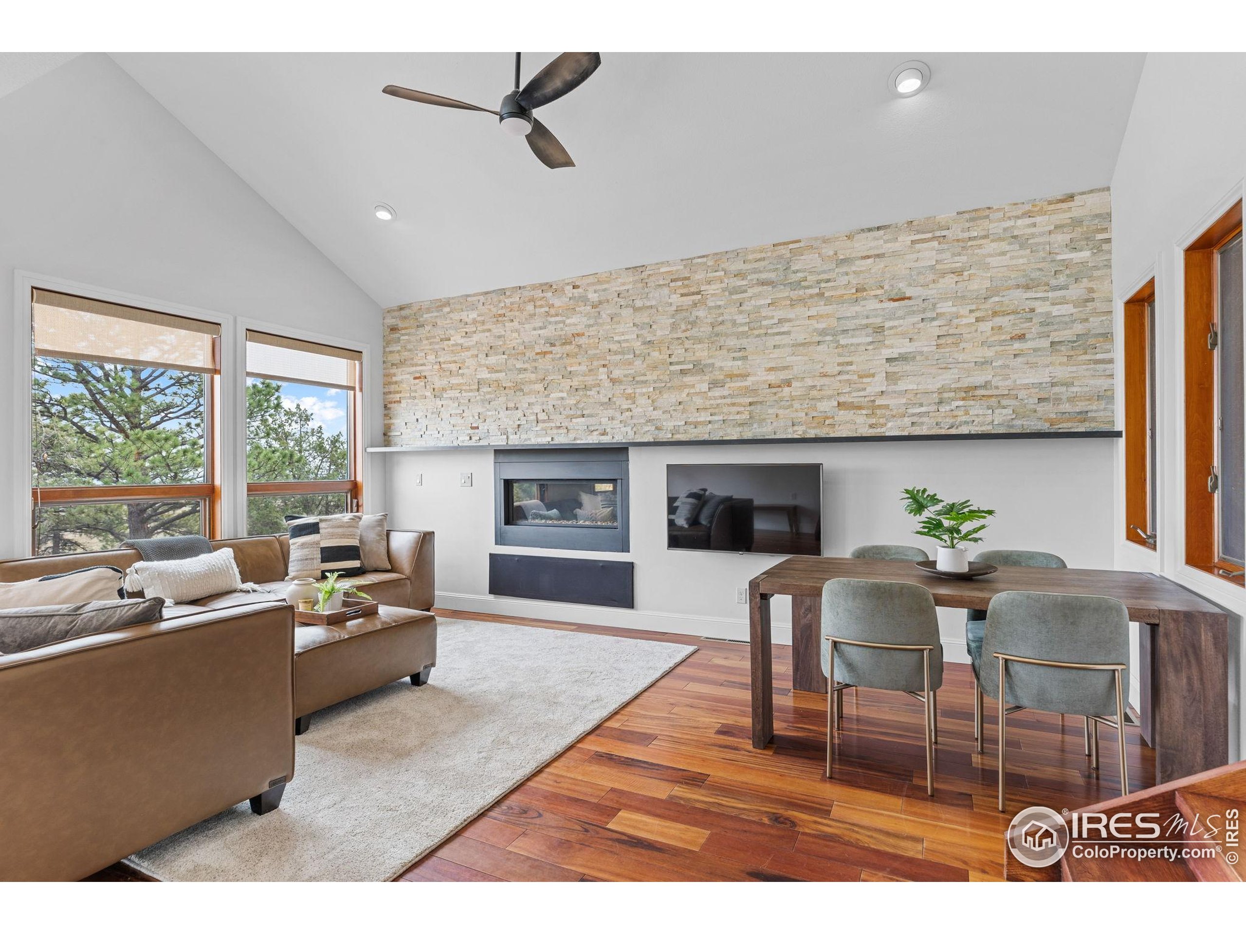 8543 Middle Fork Rd