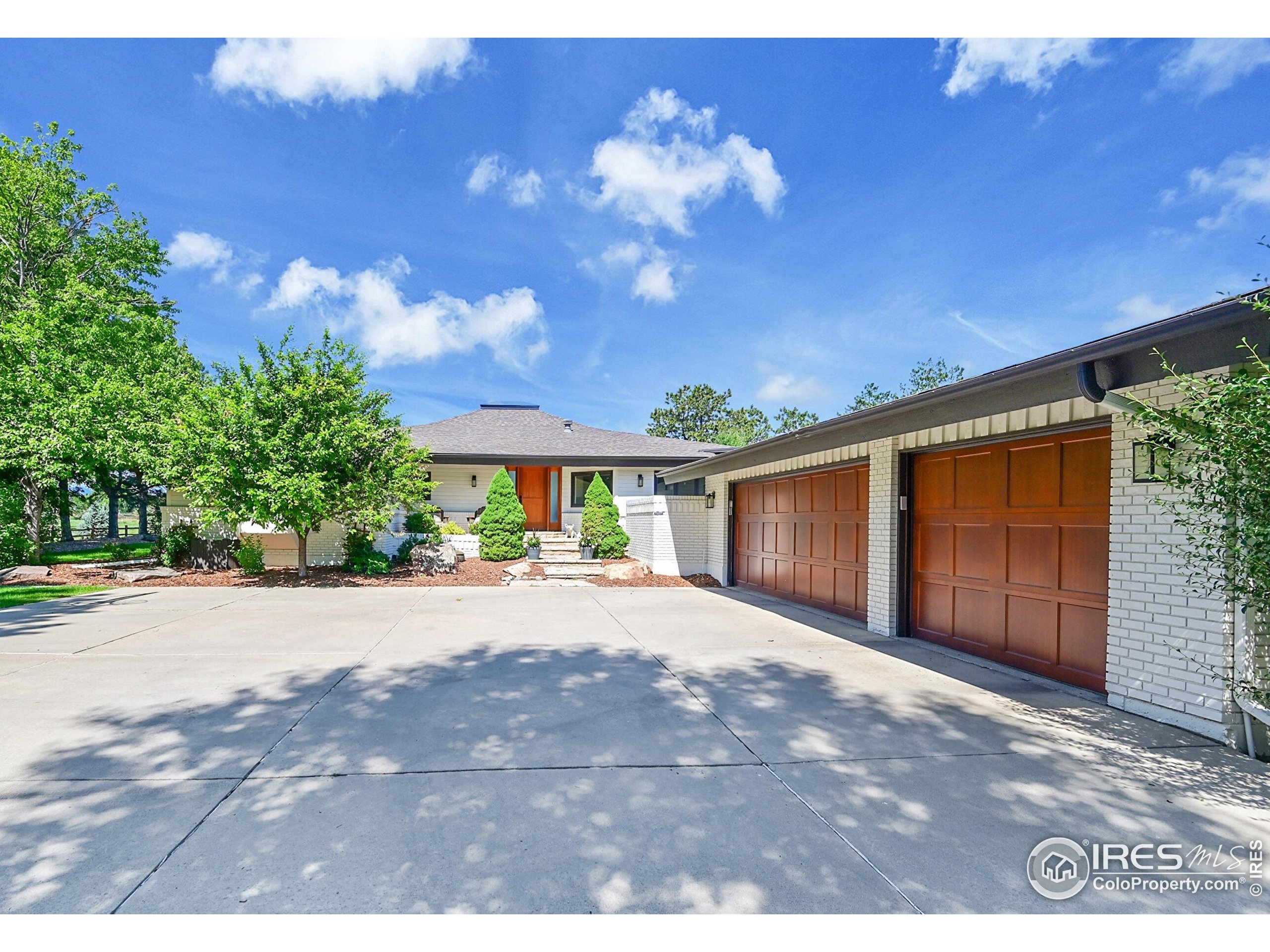 8753 Crimson Clover Ln