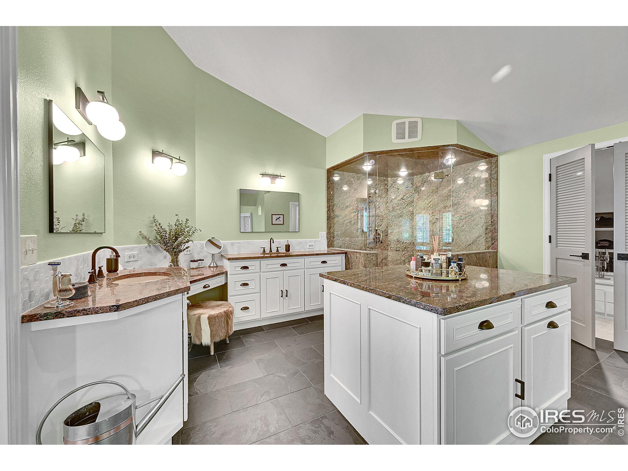 8753 Crimson Clover Ln