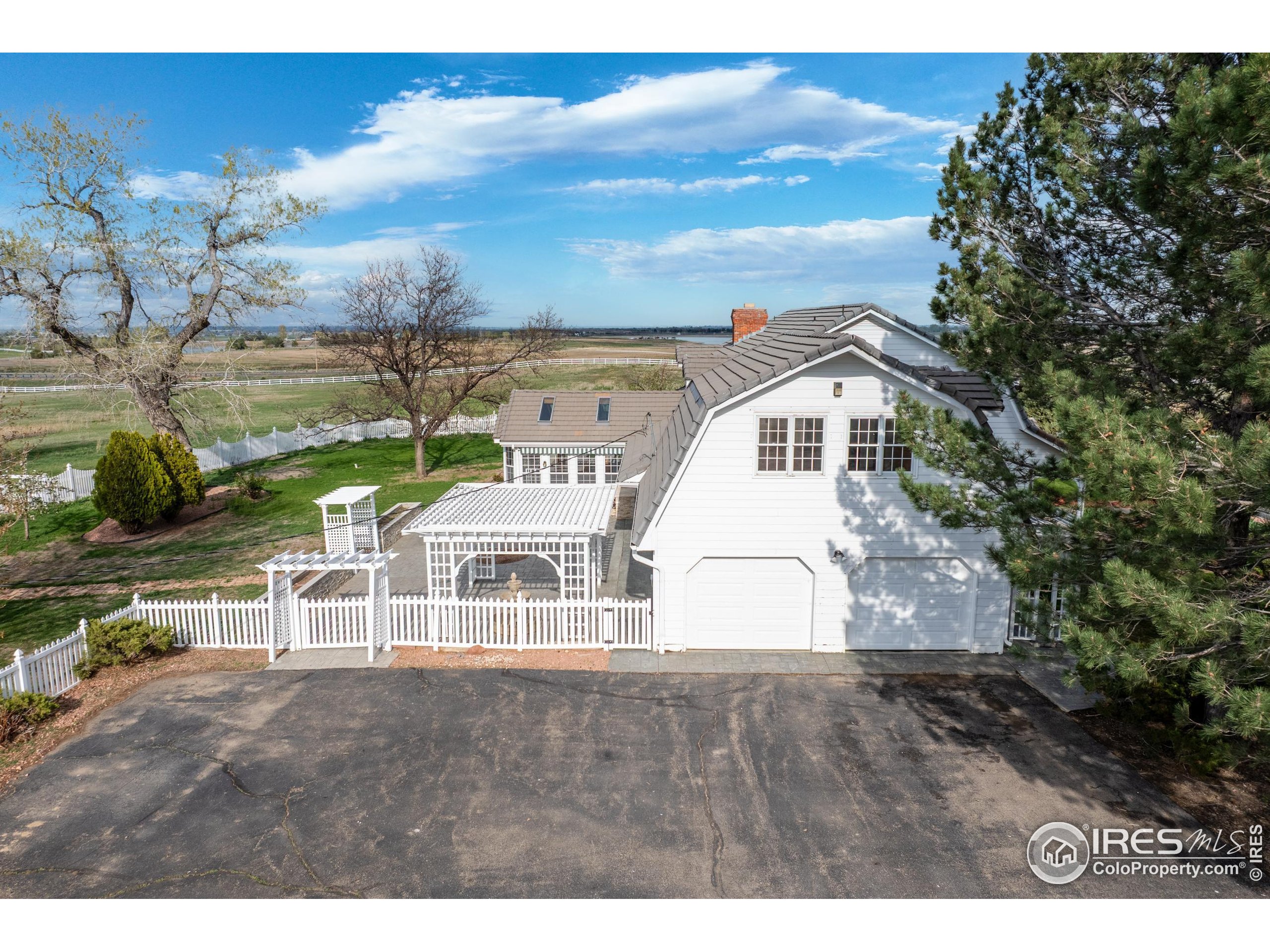 6231 Prospect Rd