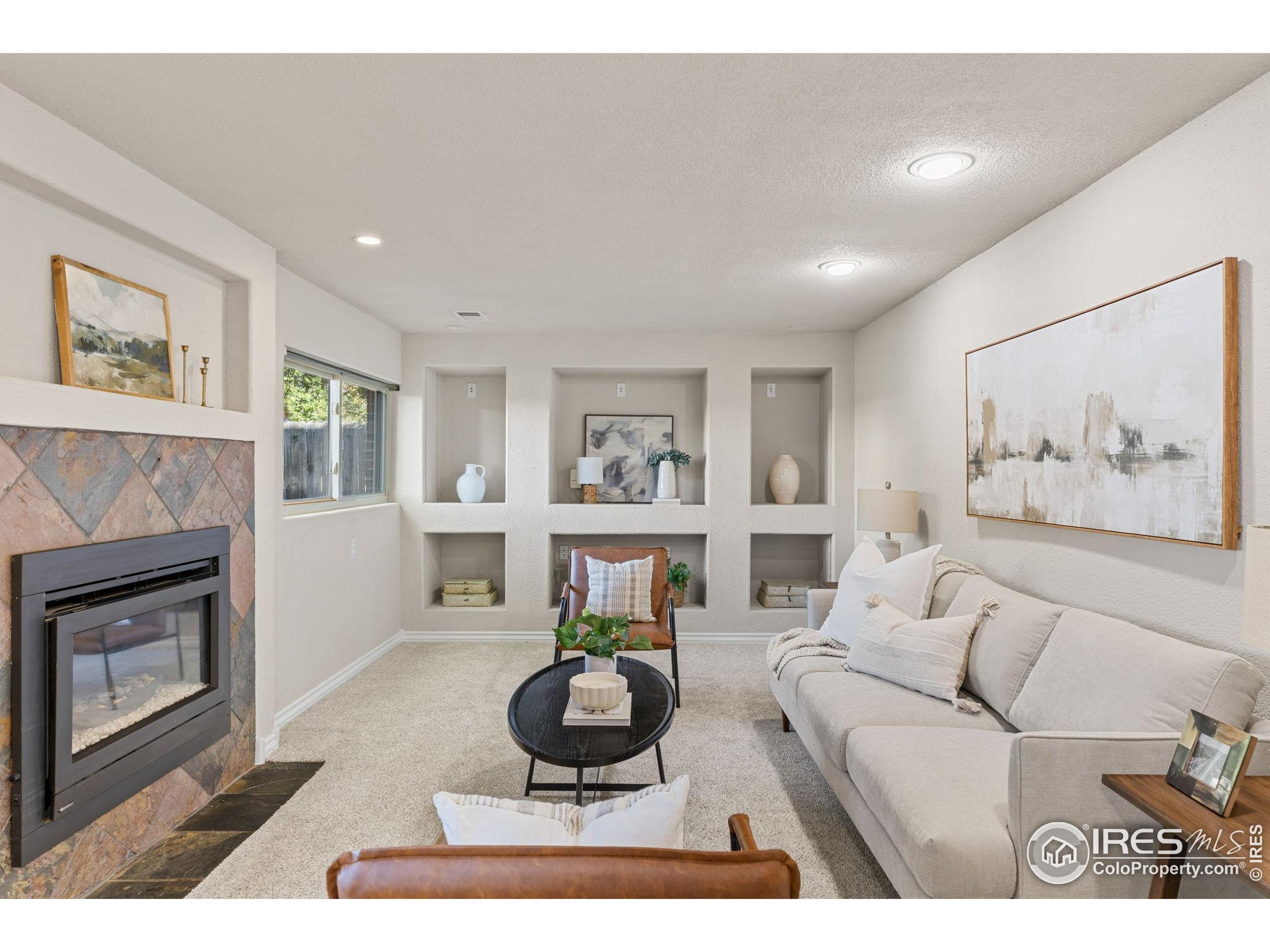 1435 Ashcroft Dr