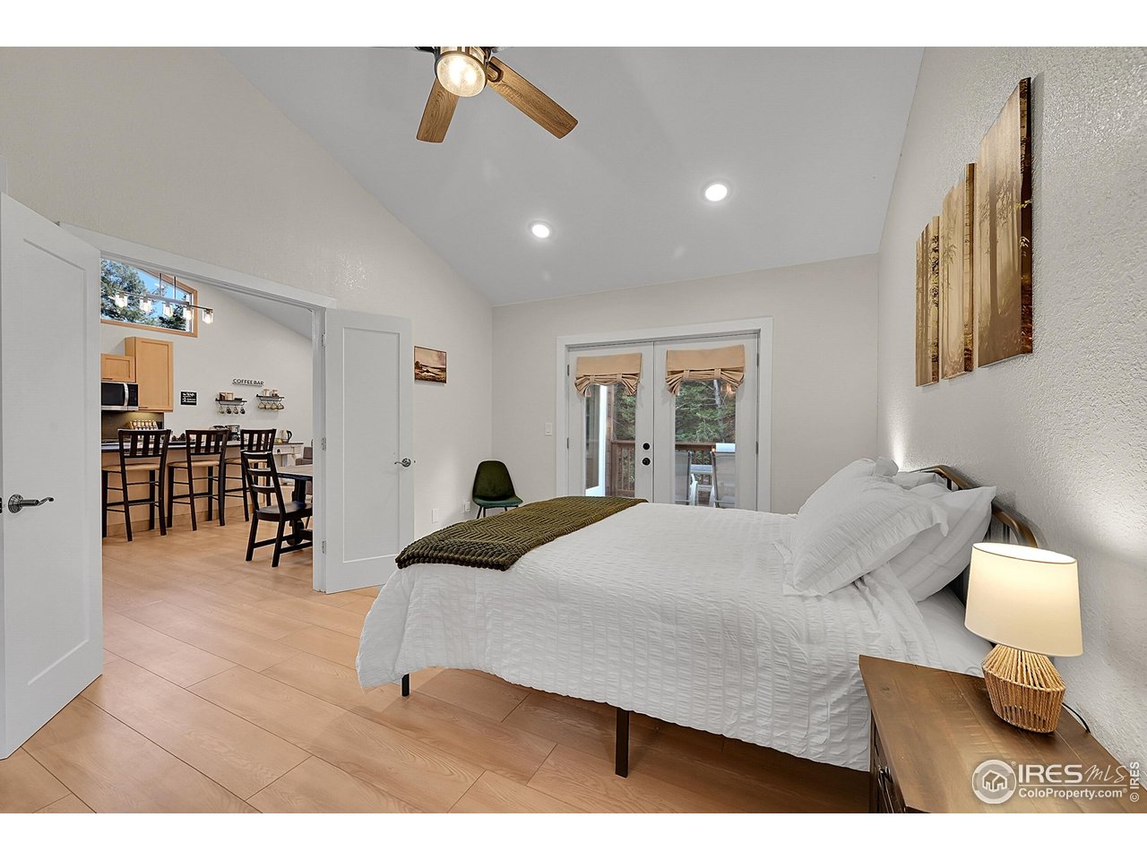 342 Brook Cir