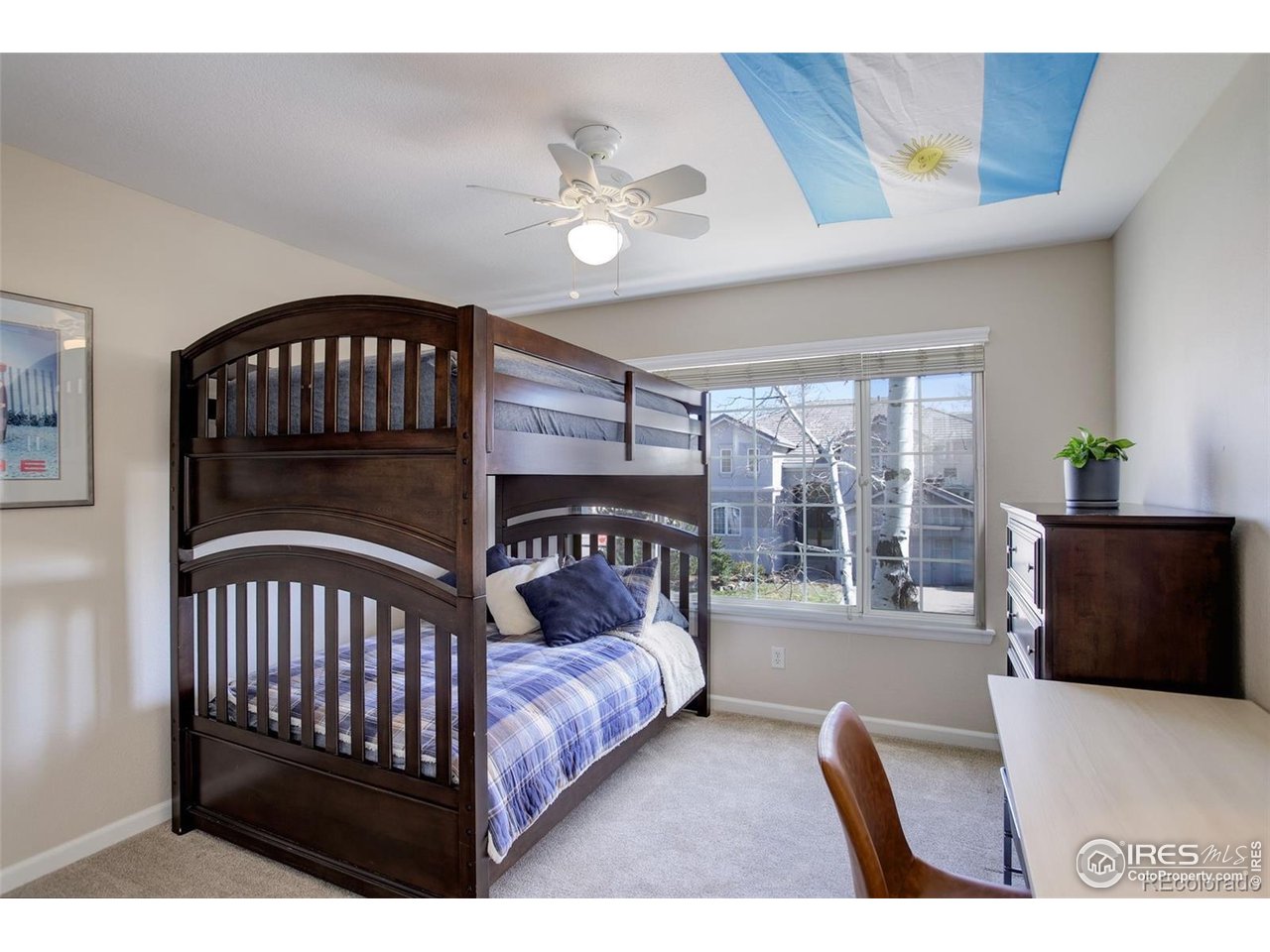 3207 Opal Ln