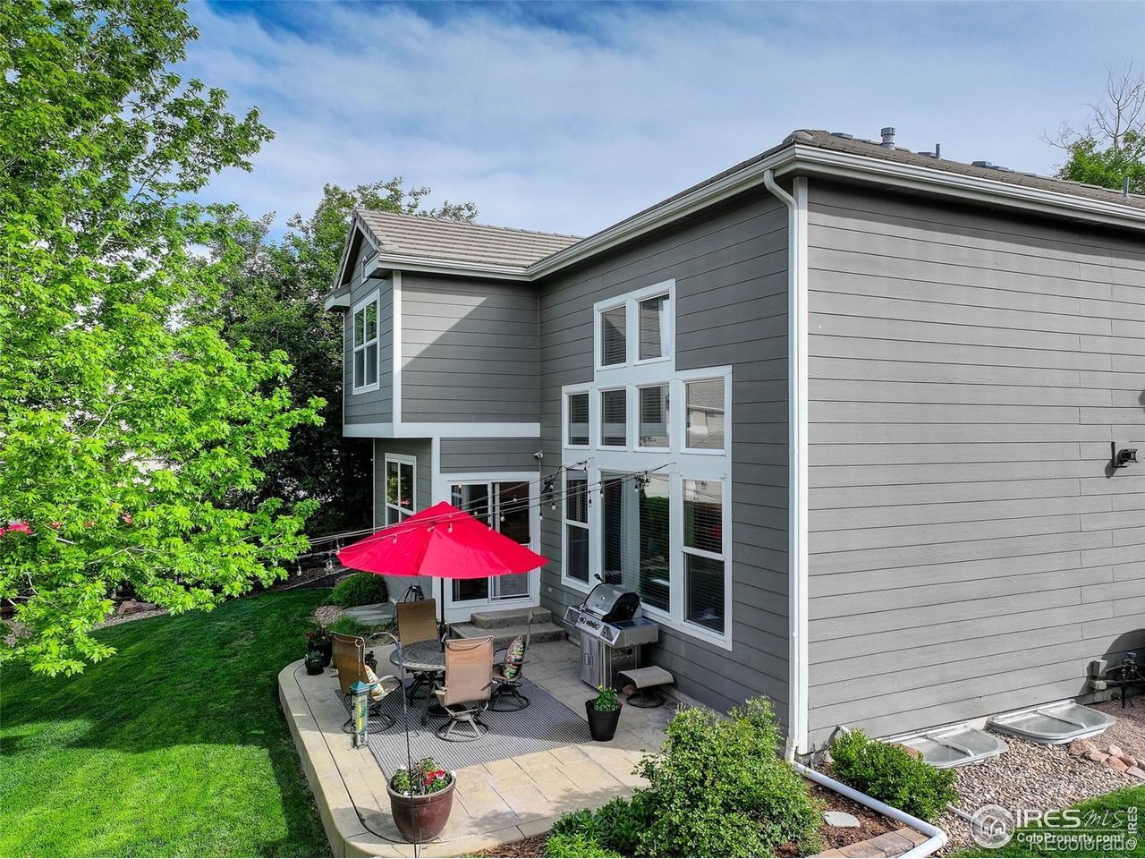 3207 Opal Ln