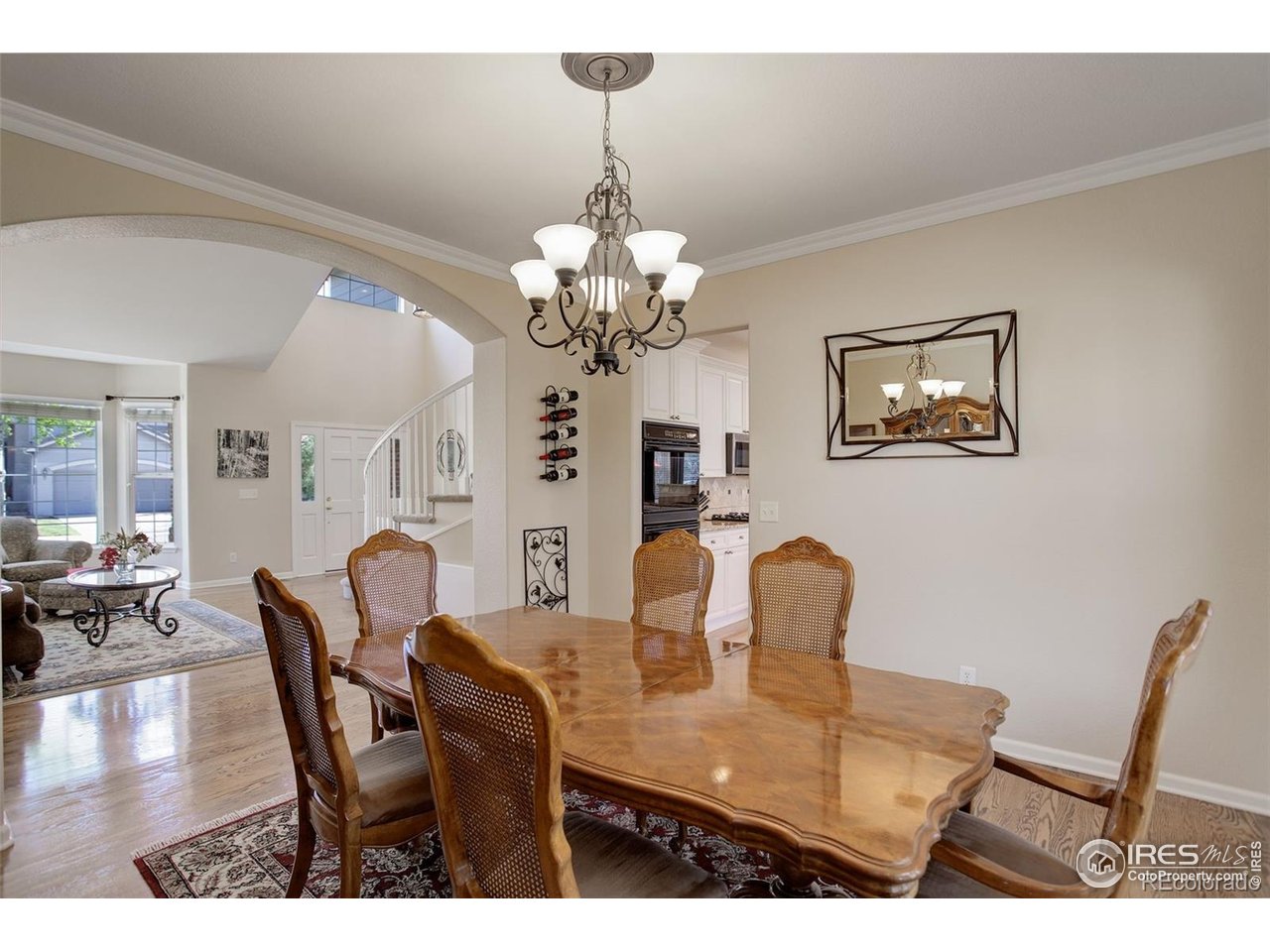 3207 Opal Ln