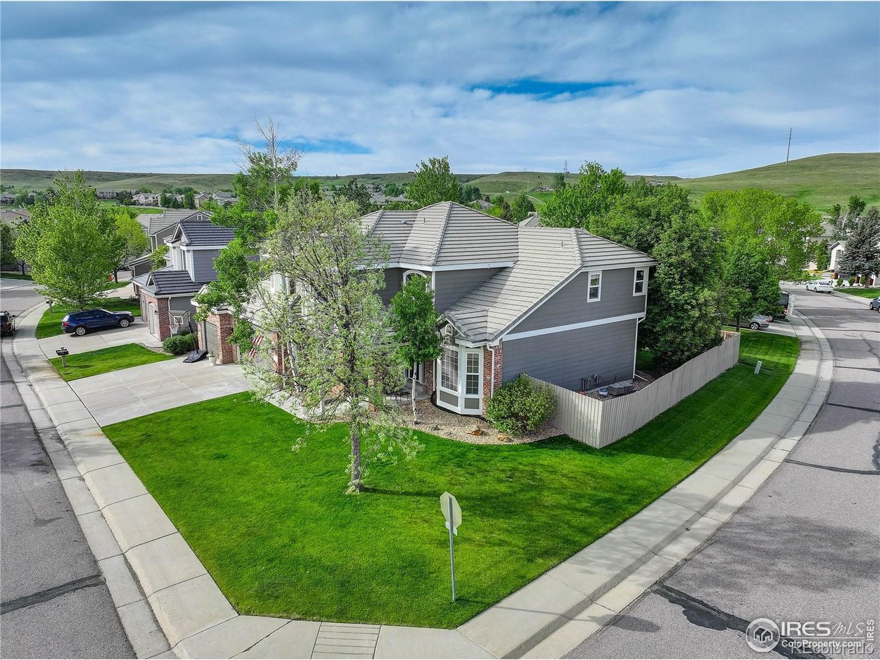 3207 Opal Ln
