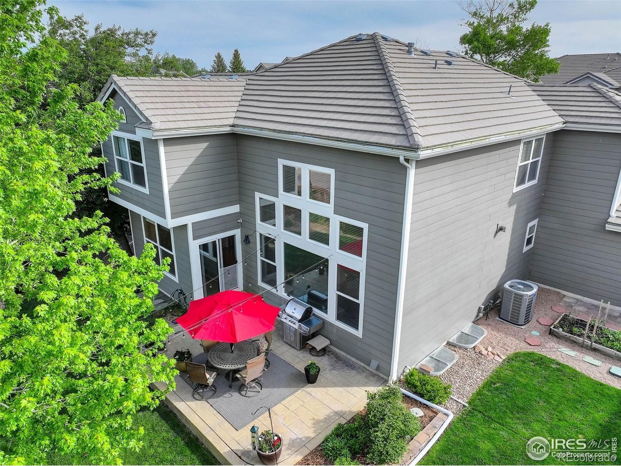 3207 Opal Ln