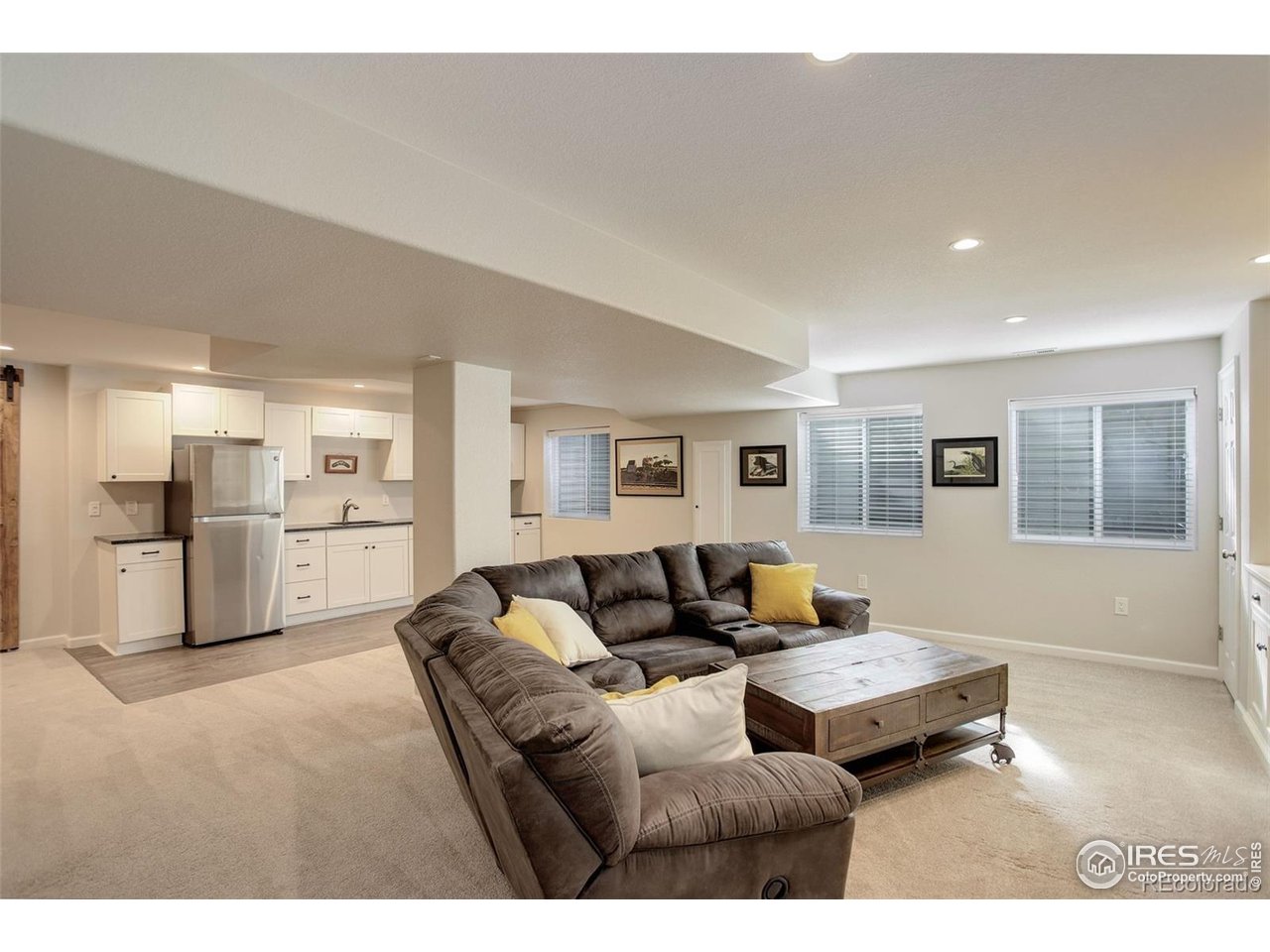 3207 Opal Ln